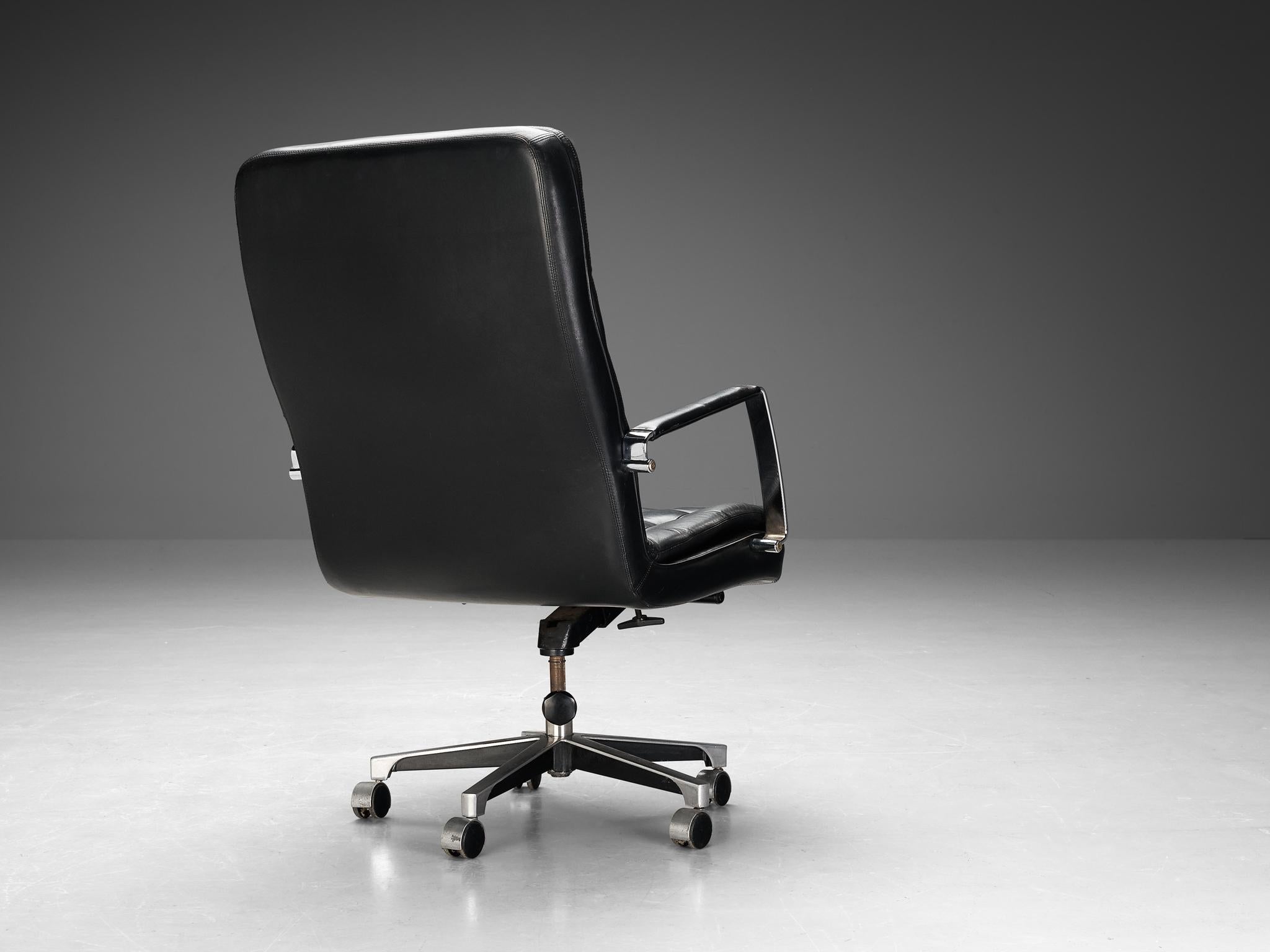 Dux of Sweden Office Chair in Black Leather and Chrome-plated Steel seating Morentz
