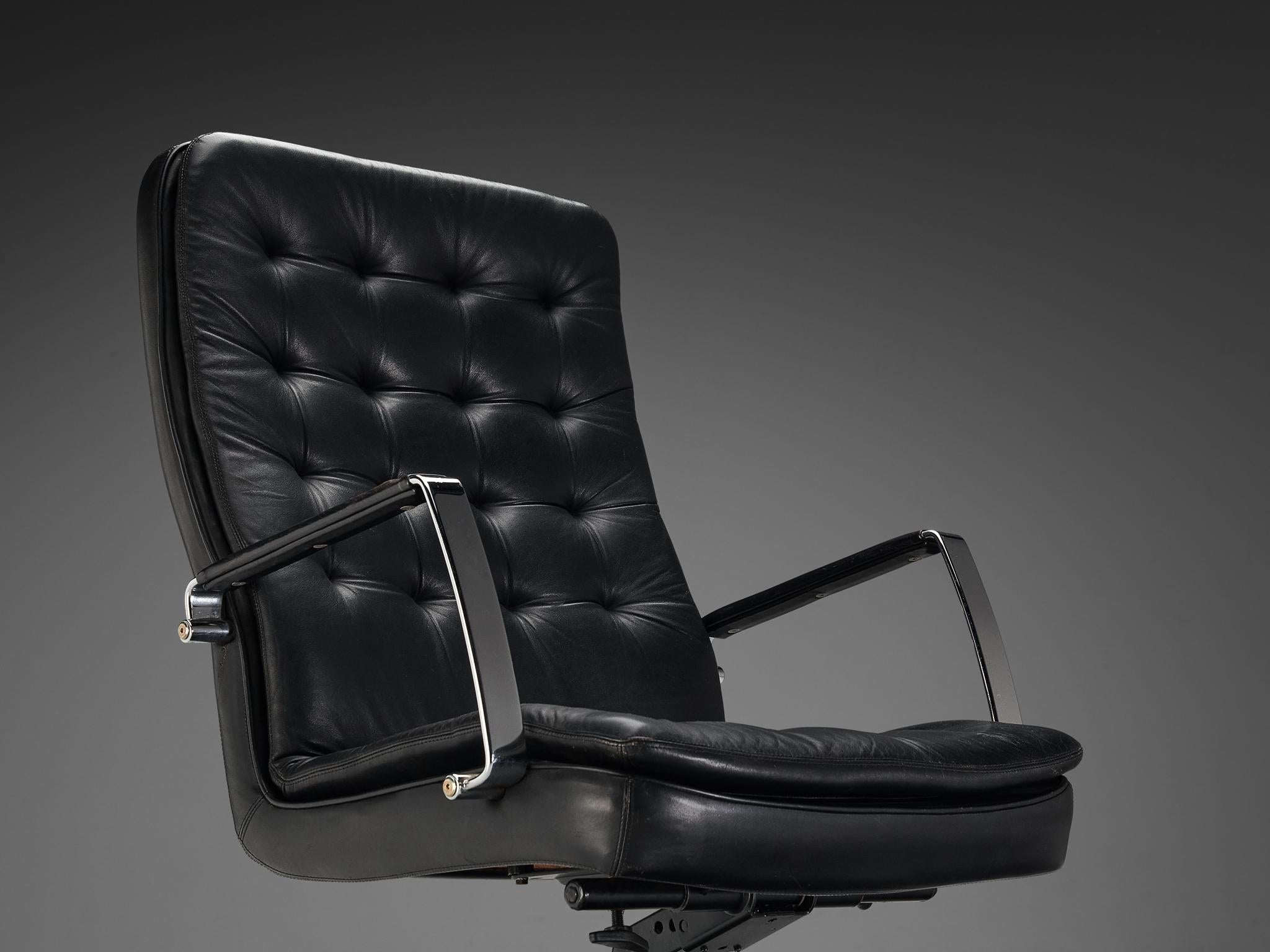 Dux of Sweden Office Chair in Black Leather and Chrome-plated Steel seating Morentz