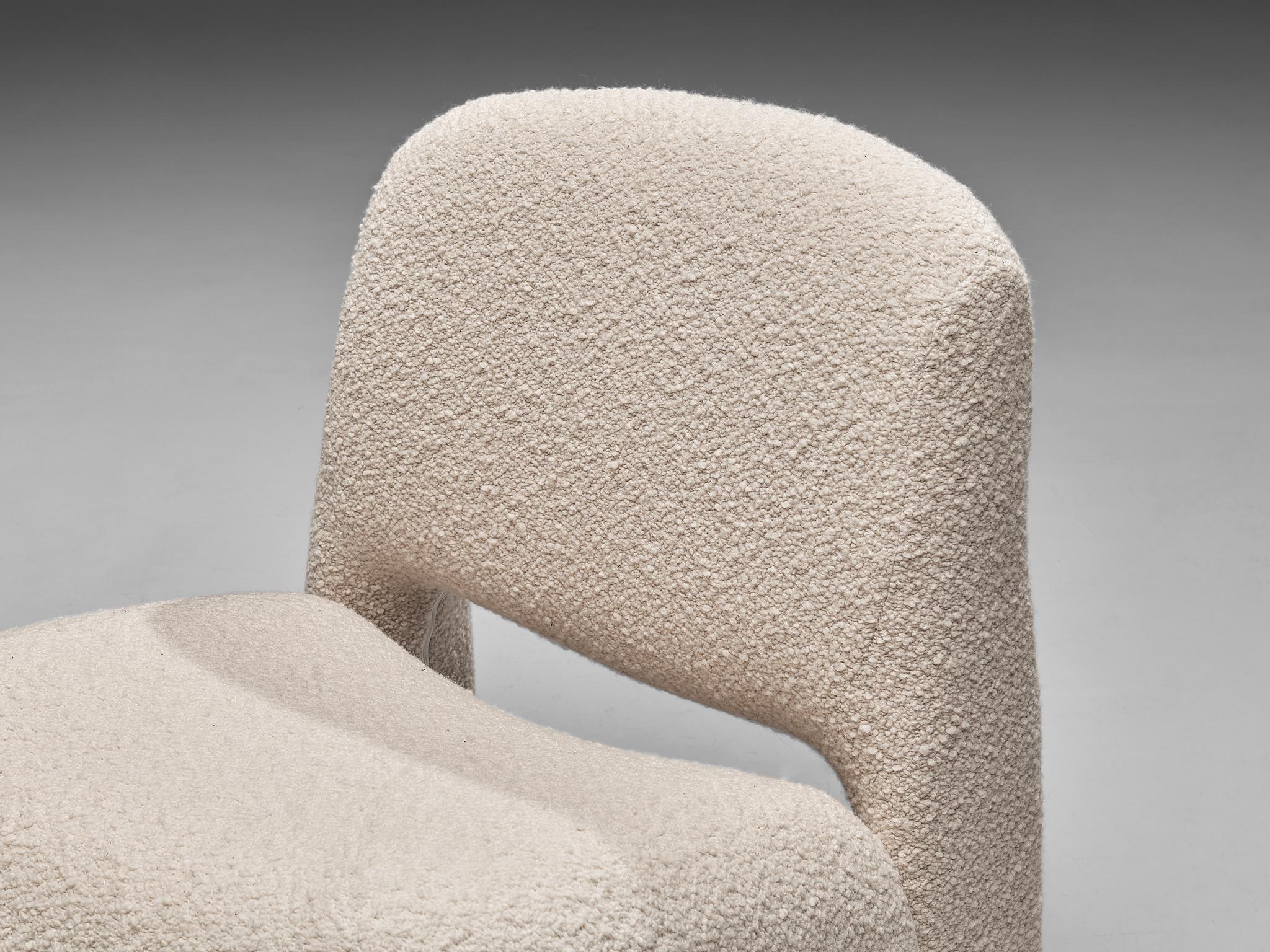 Reupholstered ‘Alky’ Lounge Chair in the Style of Giancarlo Piretti seating Morentz