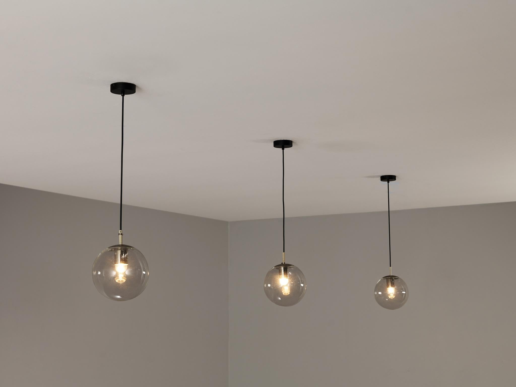 RAAK Amsterdam Pendants with Clear Glass Orbs lighting Morentz