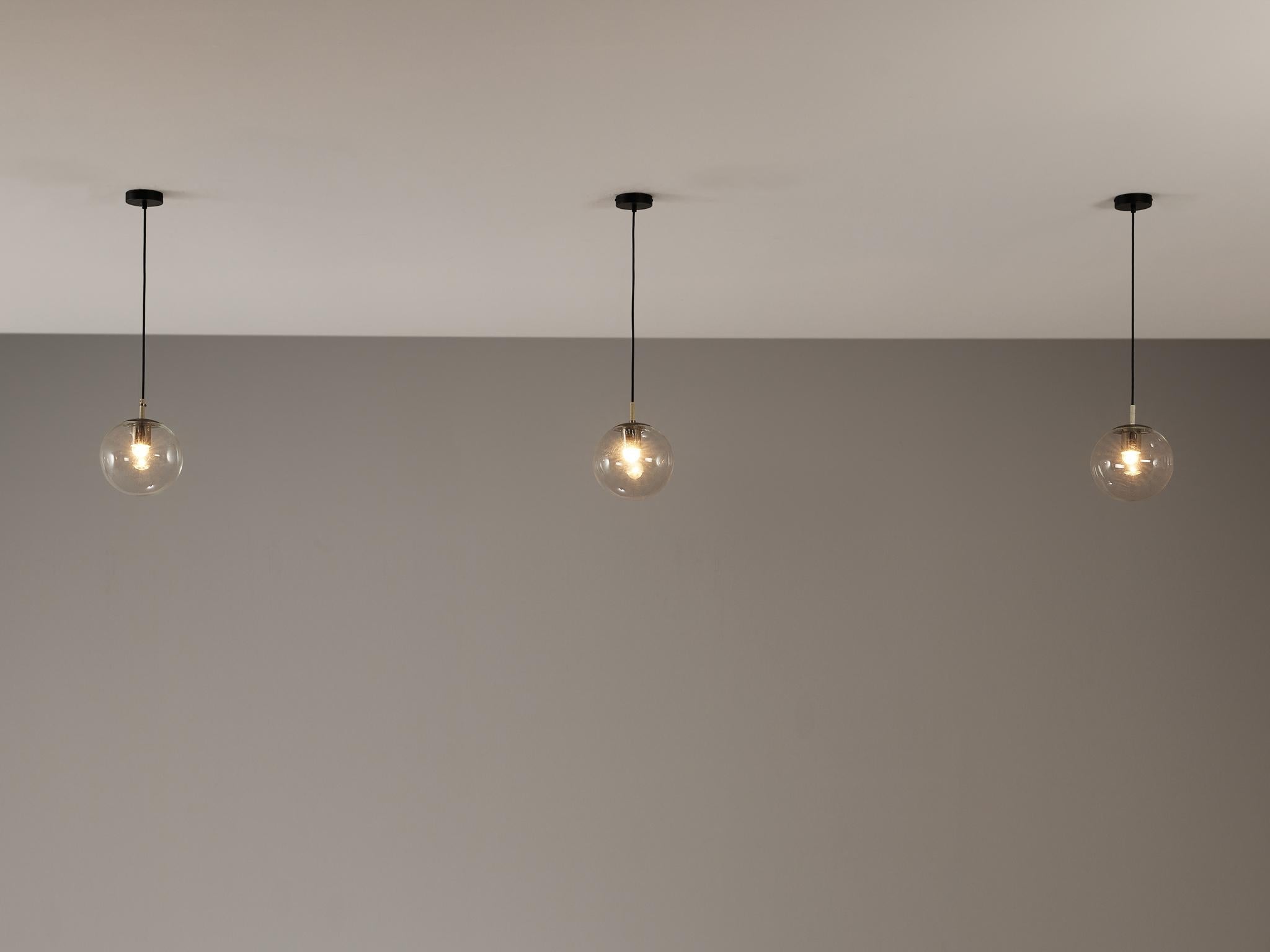 RAAK Amsterdam Pendants with Clear Glass Orbs lighting Morentz