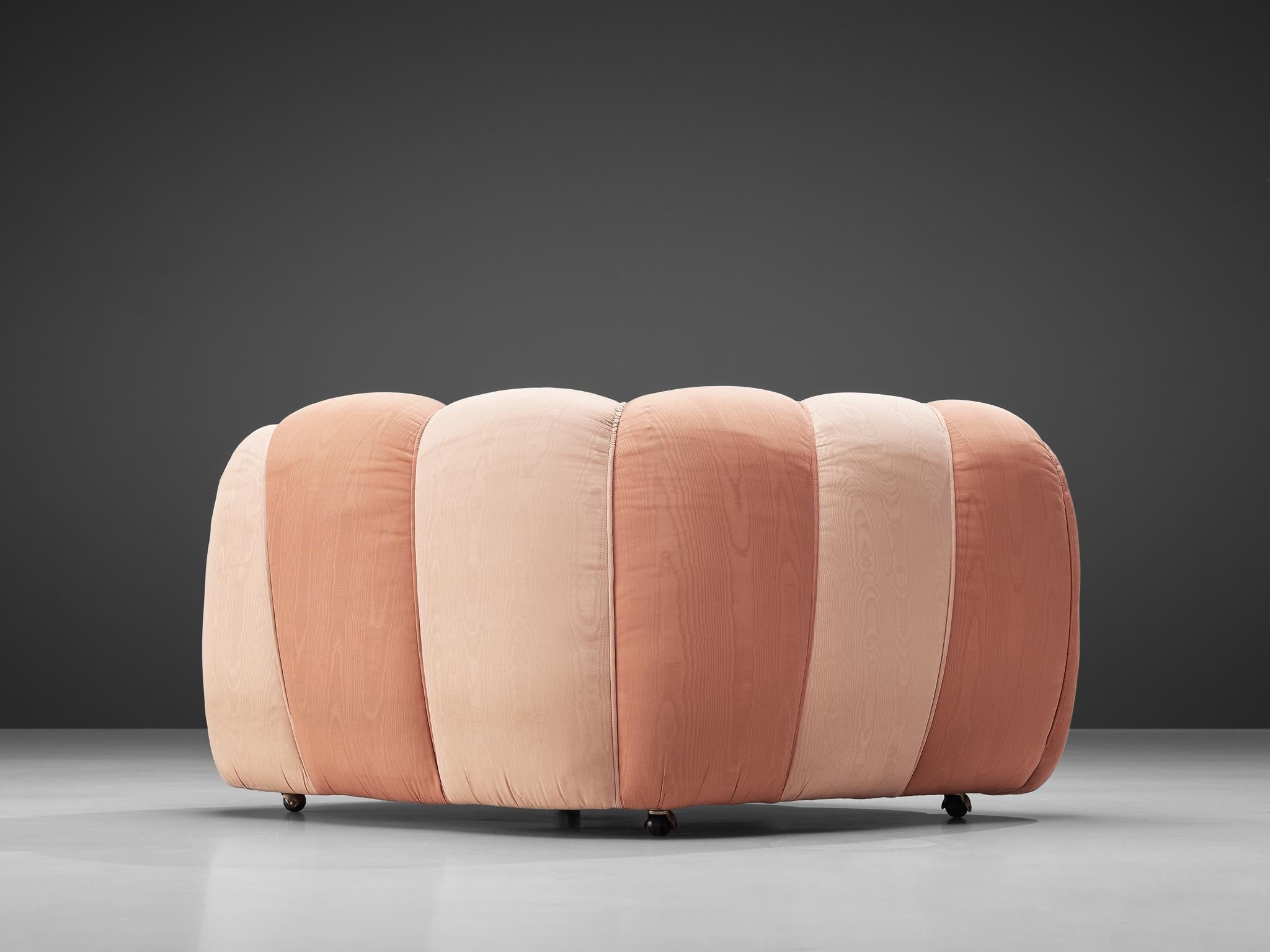 Vivai del Sud Lounge Chair in Pink Fabric Upholstery seating Morentz