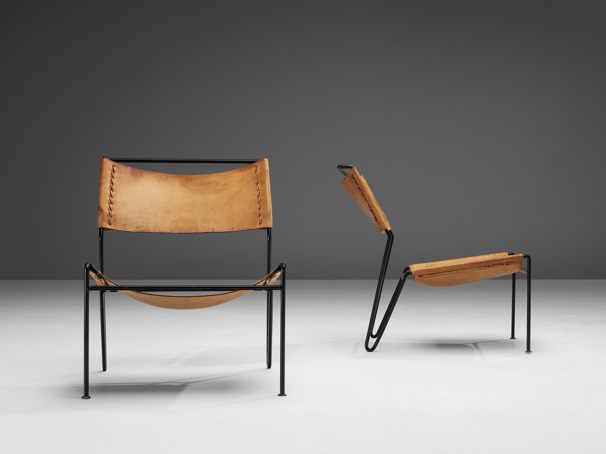 A. Dolleman for Metz & Co Pair of Modernist Easy Chairs in Leather seating Morentz