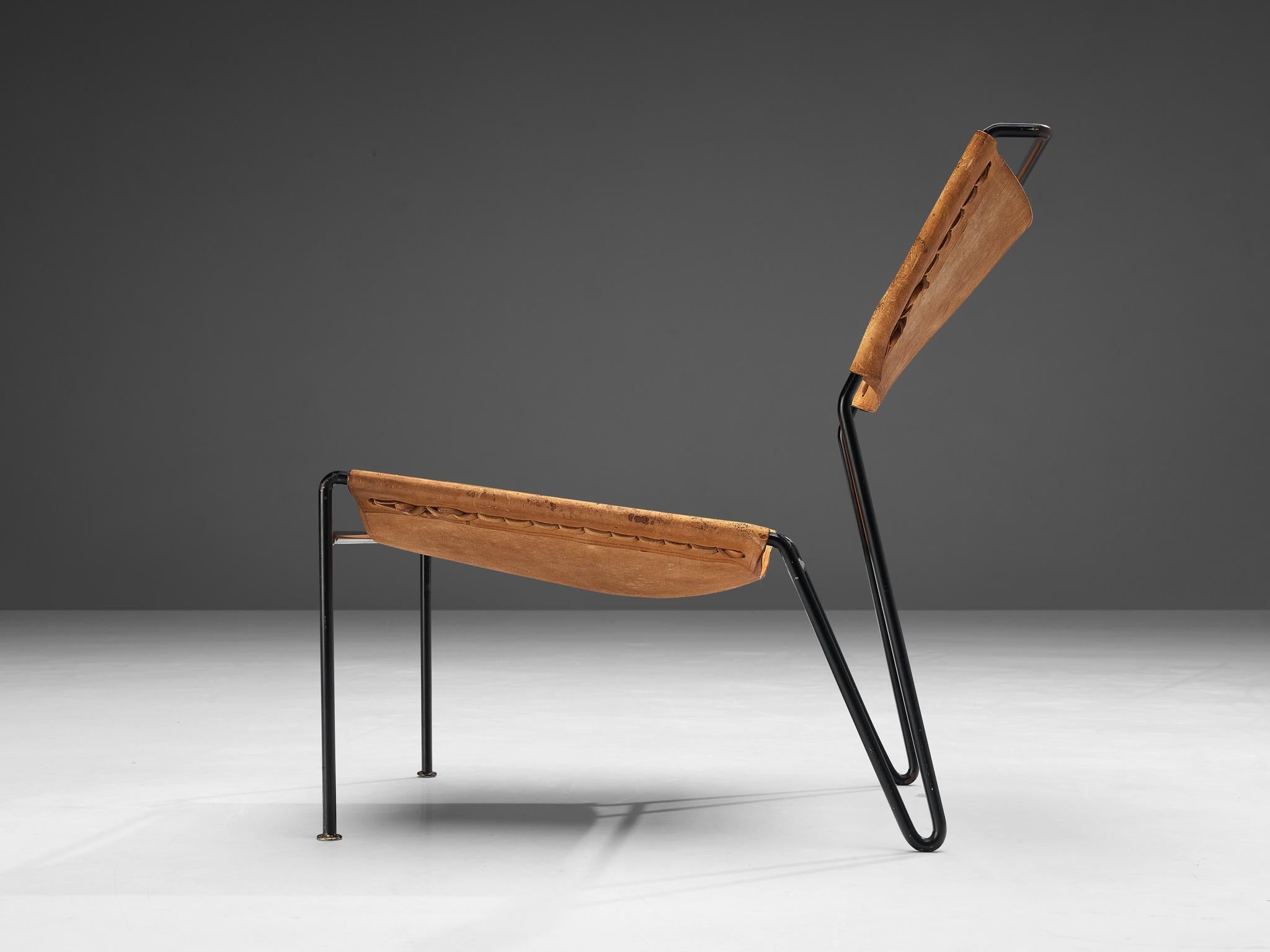 A. Dolleman for Metz & Co Pair of Modernist Easy Chairs in Leather seating Morentz