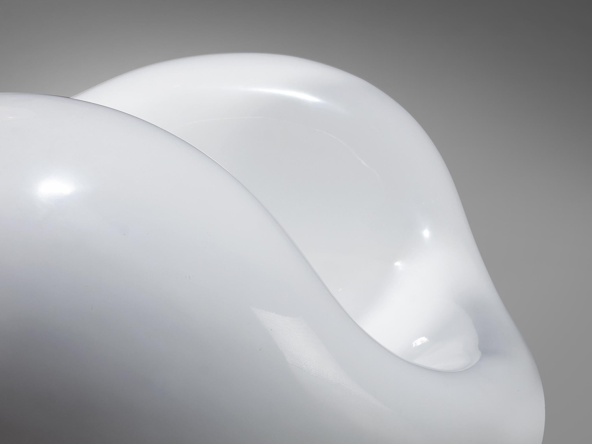 Huub & Adelheid Kortekaas 'Engelhart' Chair in White Fiberglass seating Morentz