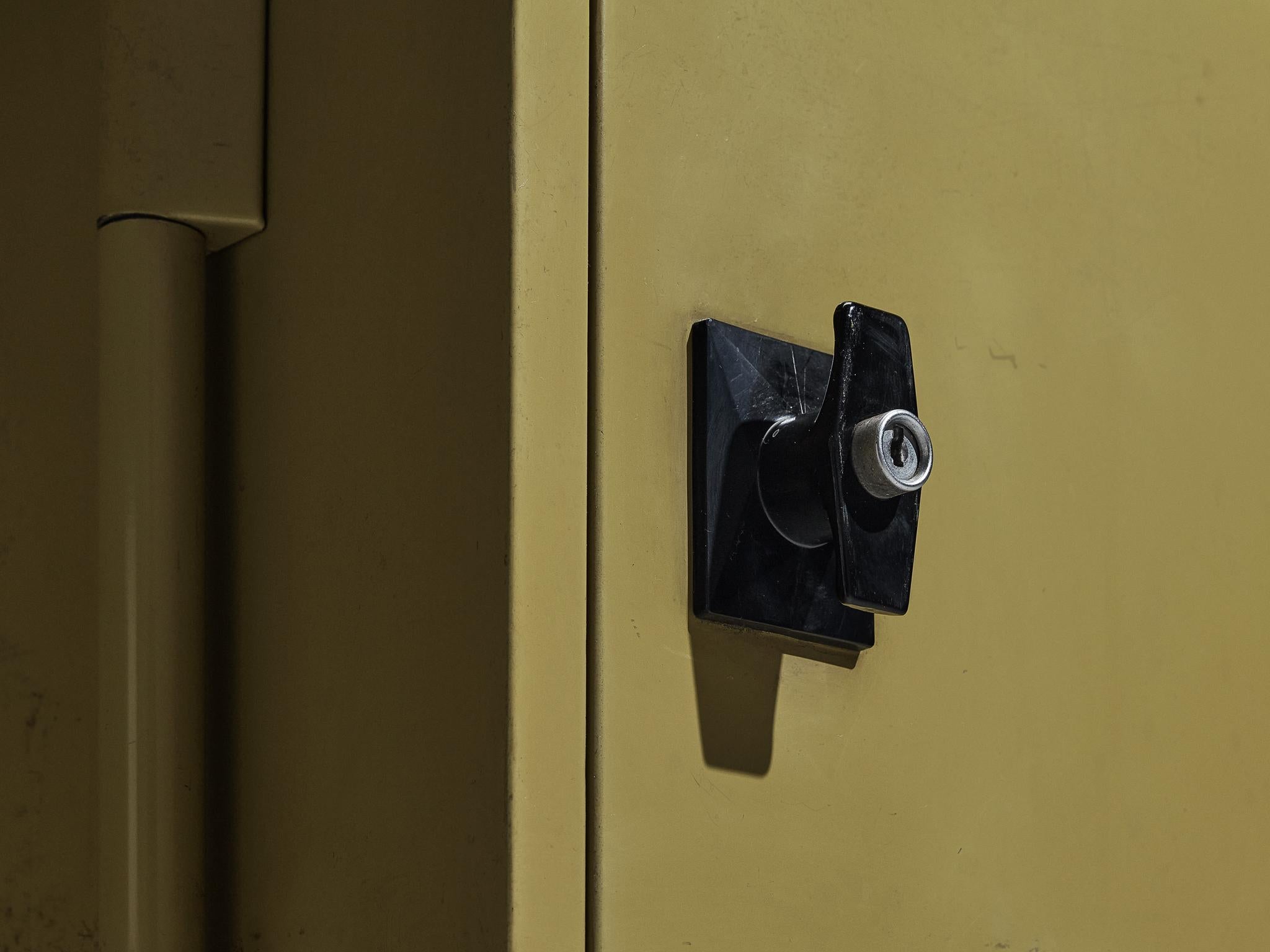 Studio BBPR for Olivetti 'Spazio' Sideboard in Yellow Coated Steel case pieces and storage cabinets Morentz