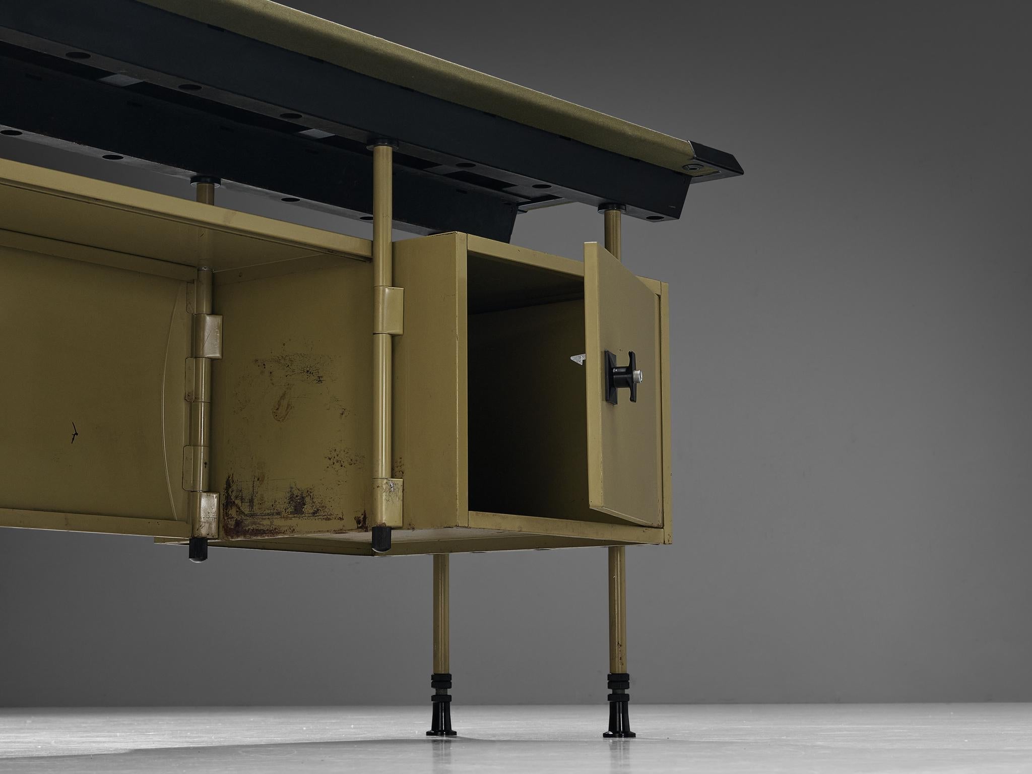 Studio BBPR for Olivetti 'Spazio' Sideboard in Yellow Coated Steel case pieces and storage cabinets Morentz