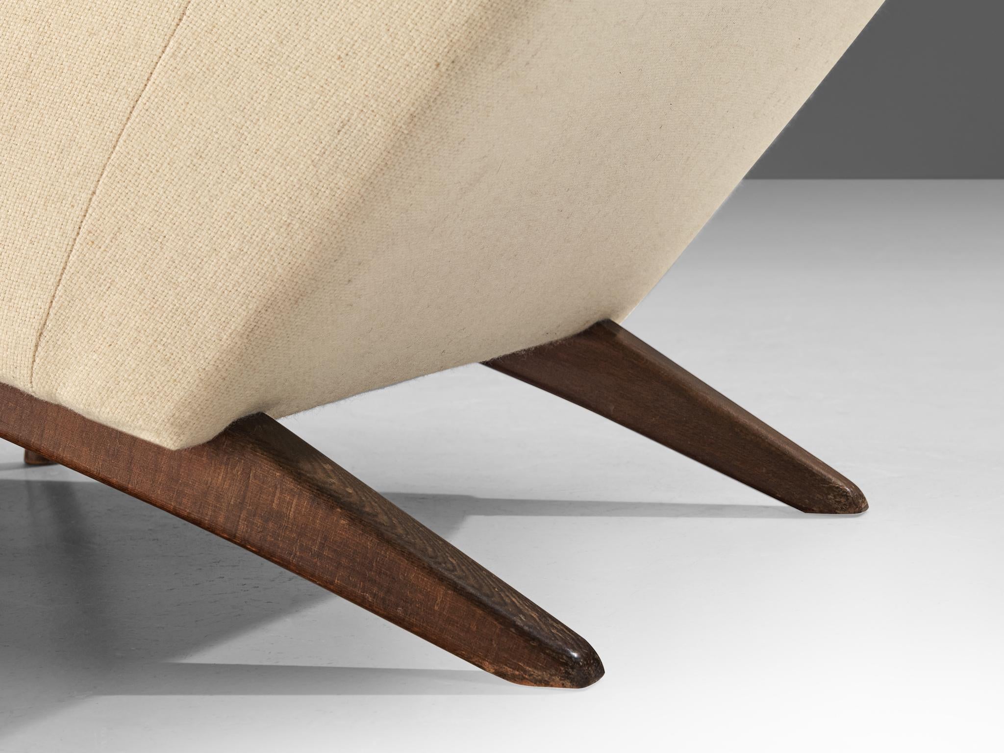 Folke Ohlsson for Fritz Hansen Lounge Chair in White Upholstery seating Morentz