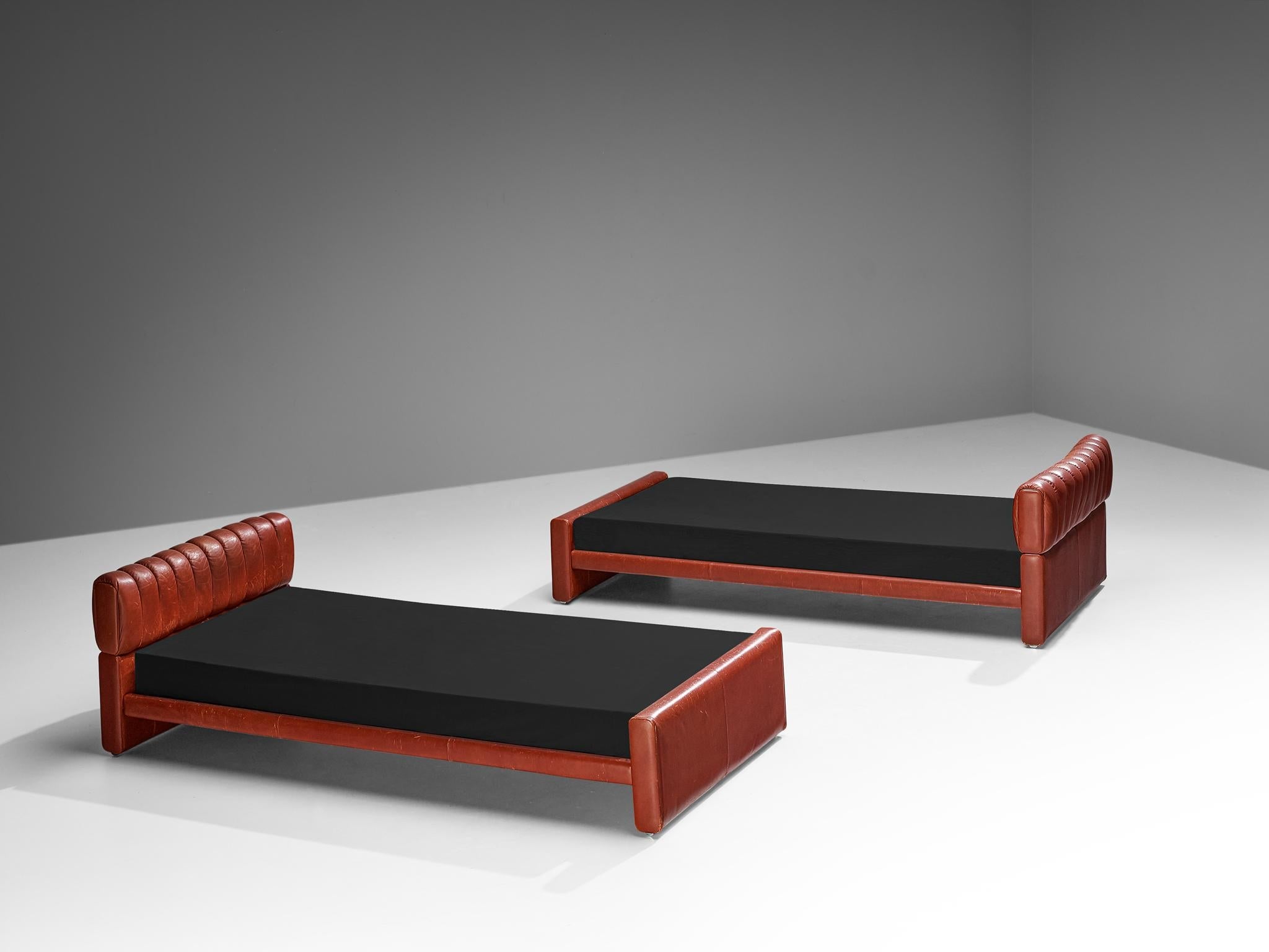 Luigi Massoni for Poltrona Frau Single Beds 'Losange' in Red Leather more furniture and collectibles Morentz