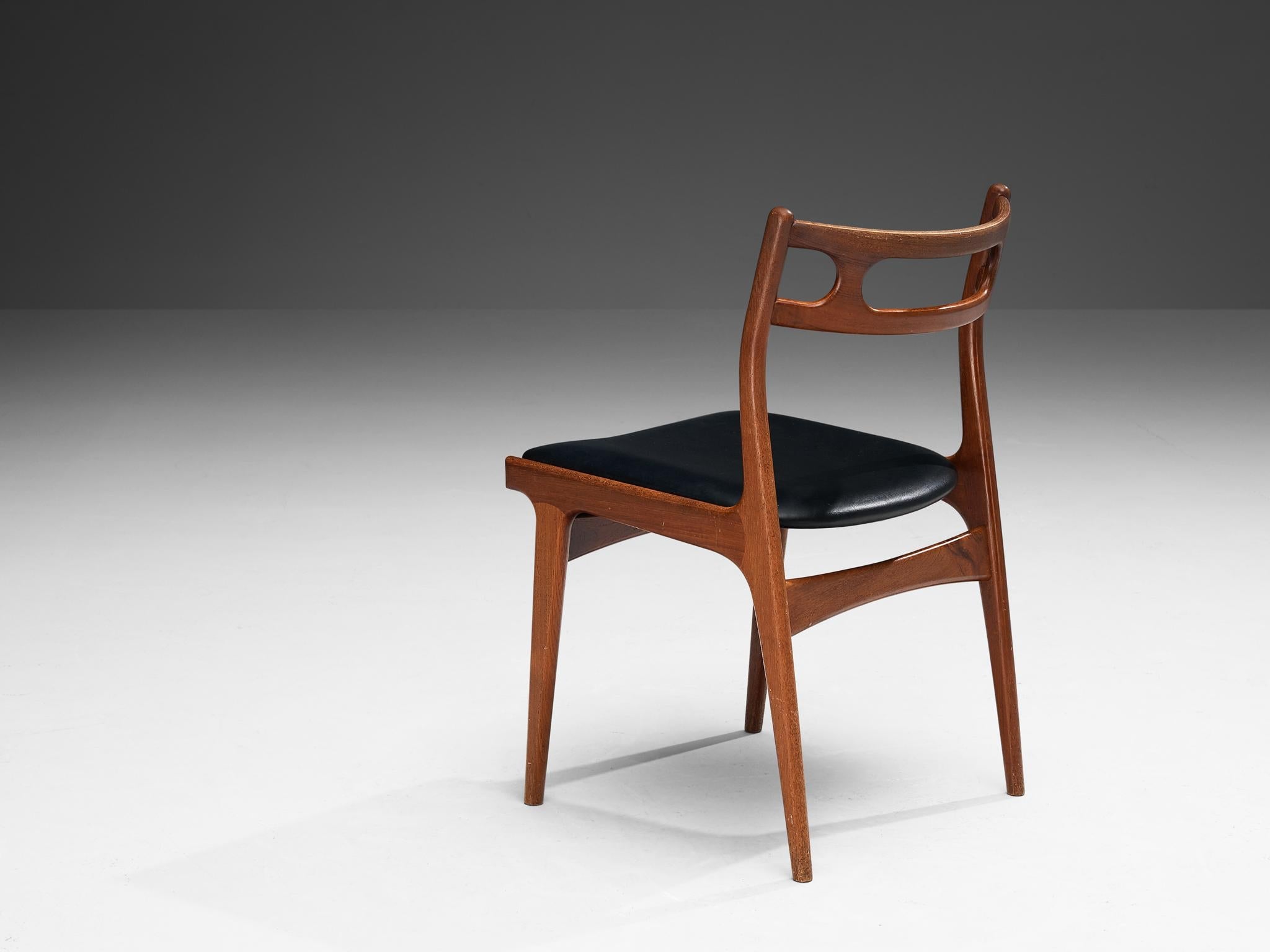 Johannes Andersen Dining Chair in Teak and Black Upholstery seating Morentz