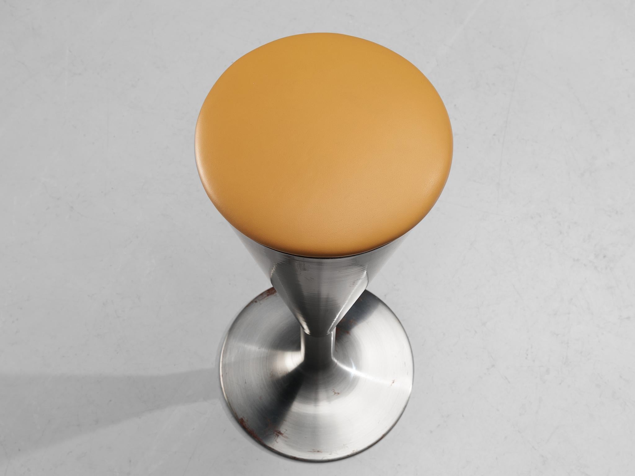 Leo Thafvelin for Johanson Design Set of Six Bar Stools in Camel Leather seating Morentz