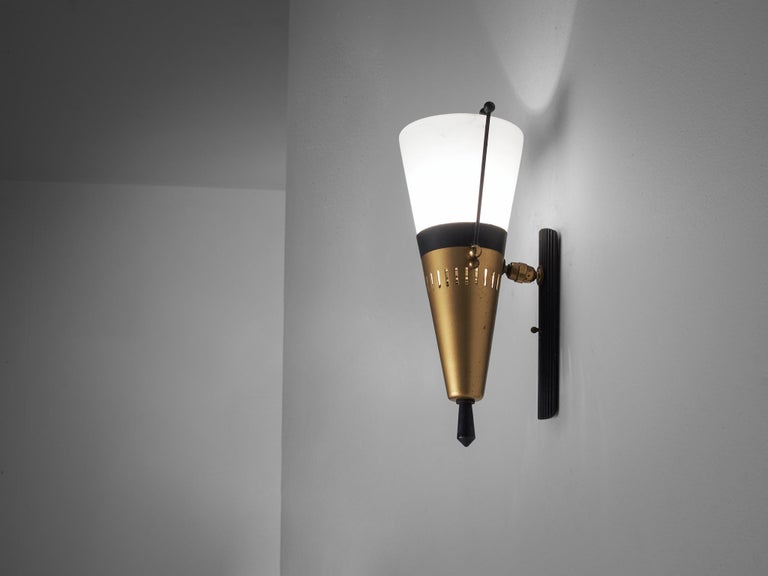 Italian Mid-Century Wall Light in Brass and White Glass
