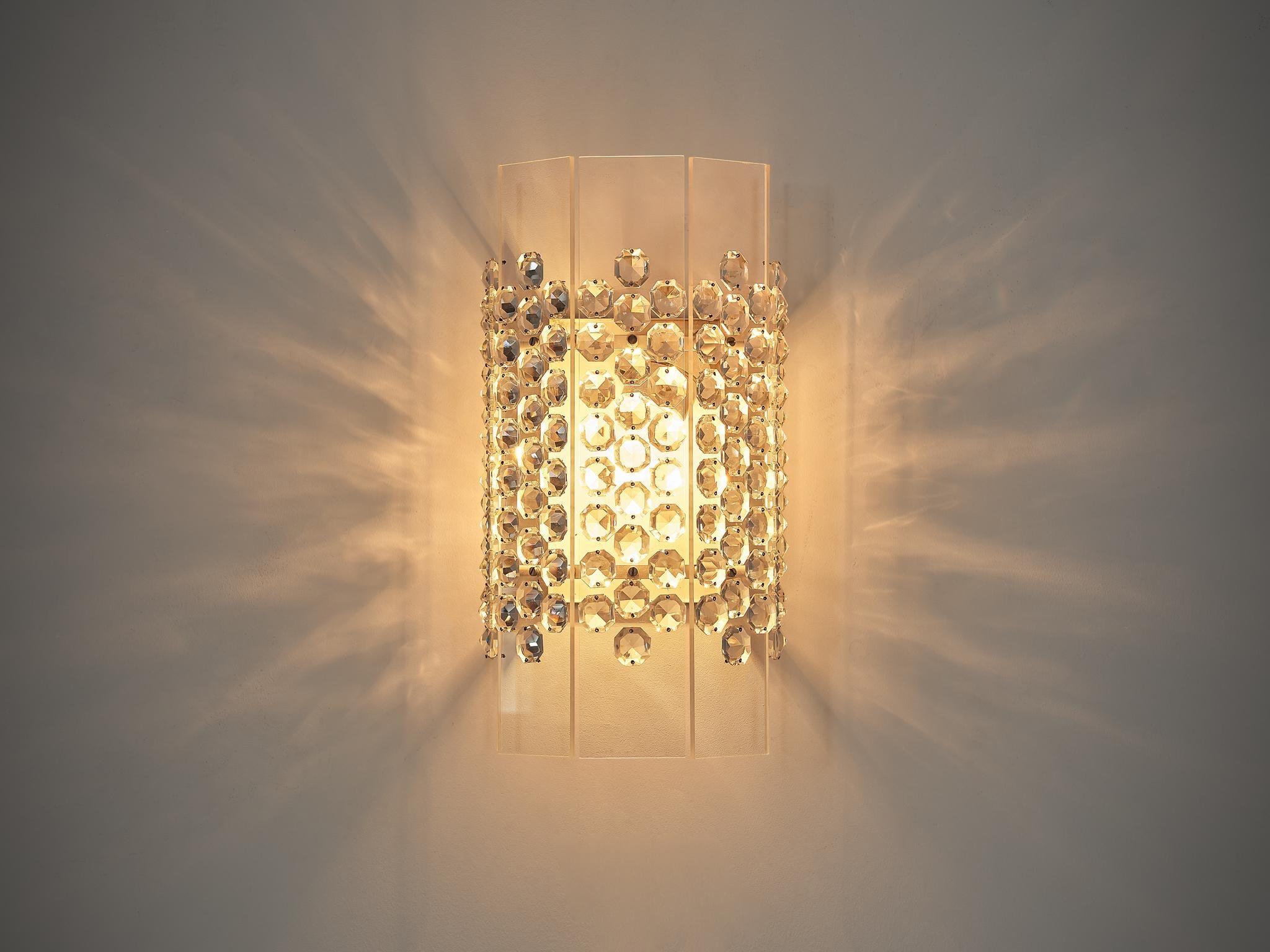 Wall Light in Lucite and Glass