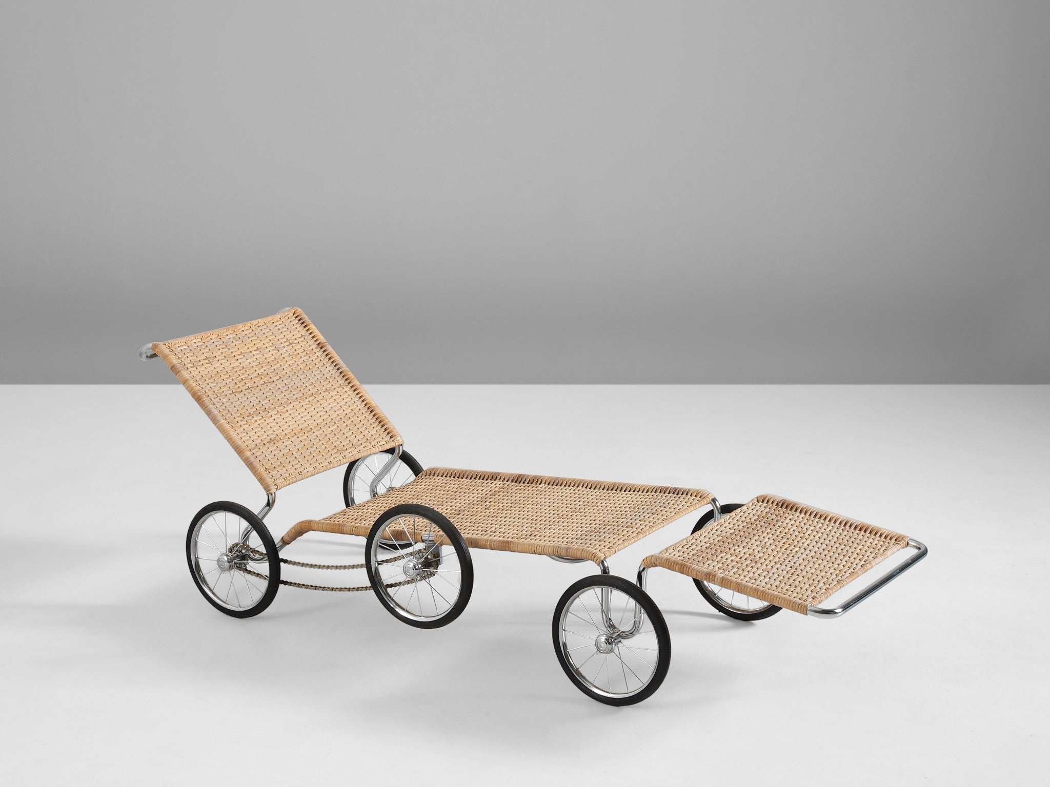 Marcel Breuer for Tecta 'The Mobile Manifesto' Chaise Longue in Cane Wicker Seating Morentz