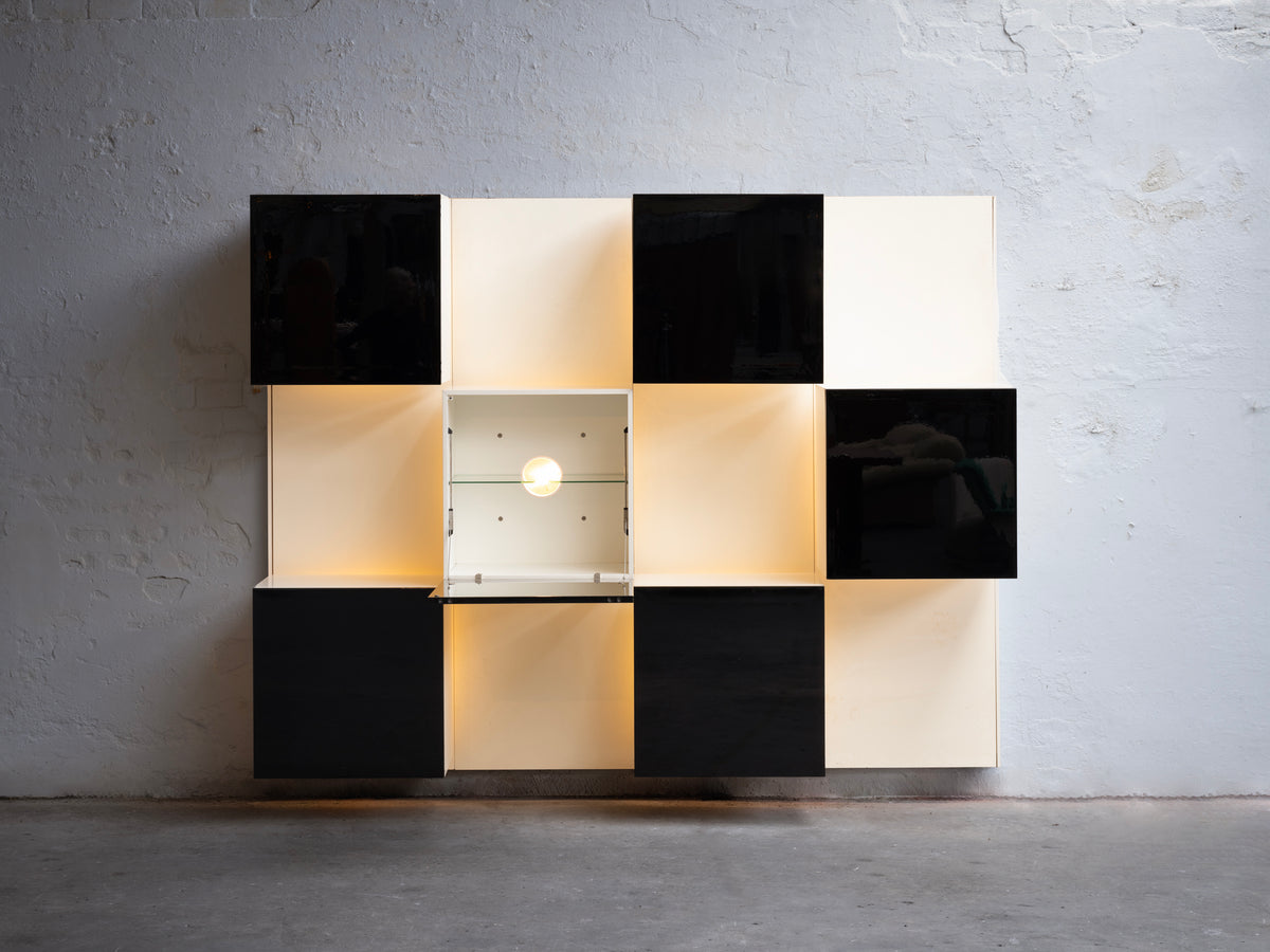 Roberto Monsani for Acerbis Large Postmodern Illuminated Wall Unit Case pieces and storage cabinets Morentz