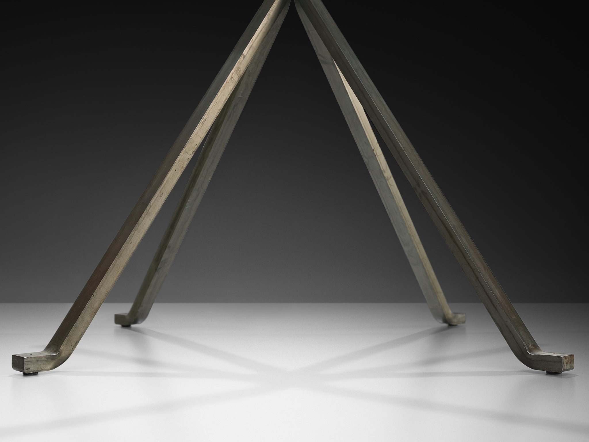 Enzo Mari for Driade 'Cugino' Table in Glass and Steel Tables Morentz