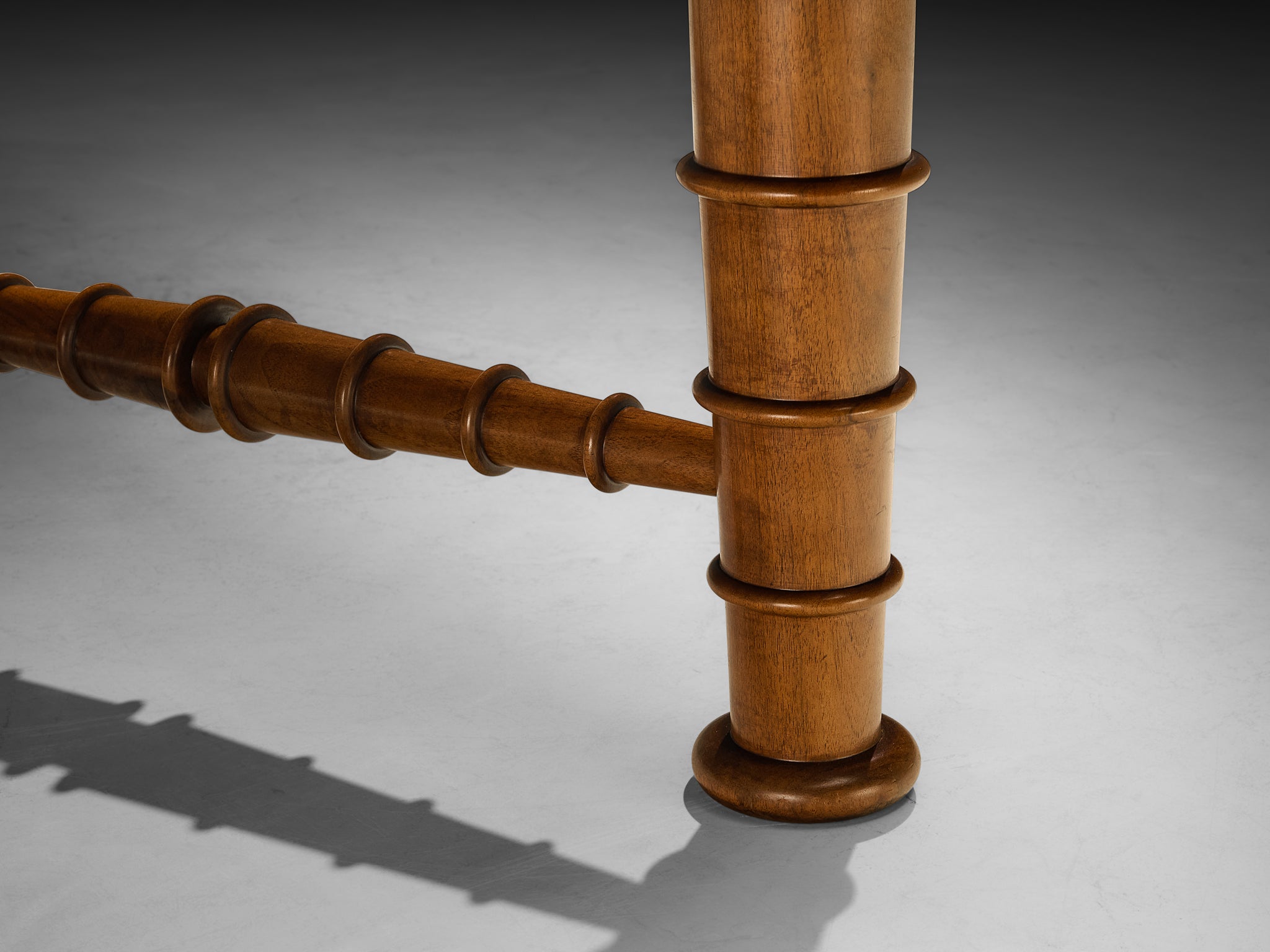 Italian Art Deco Dining Table in Walnut with Sculptural Base Tables Morentz