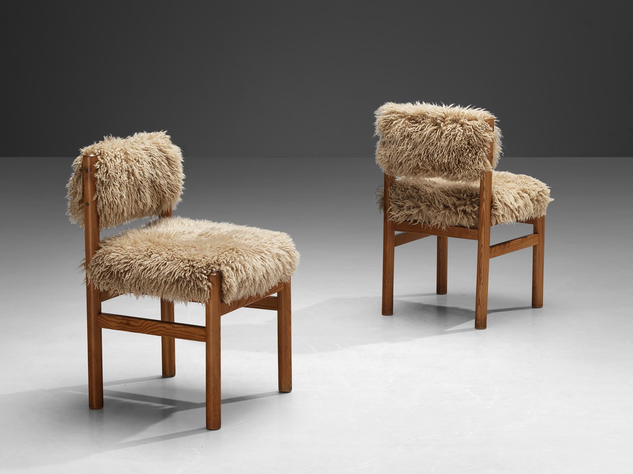 Pair of Dining Chairs in Pine and Sheepskin