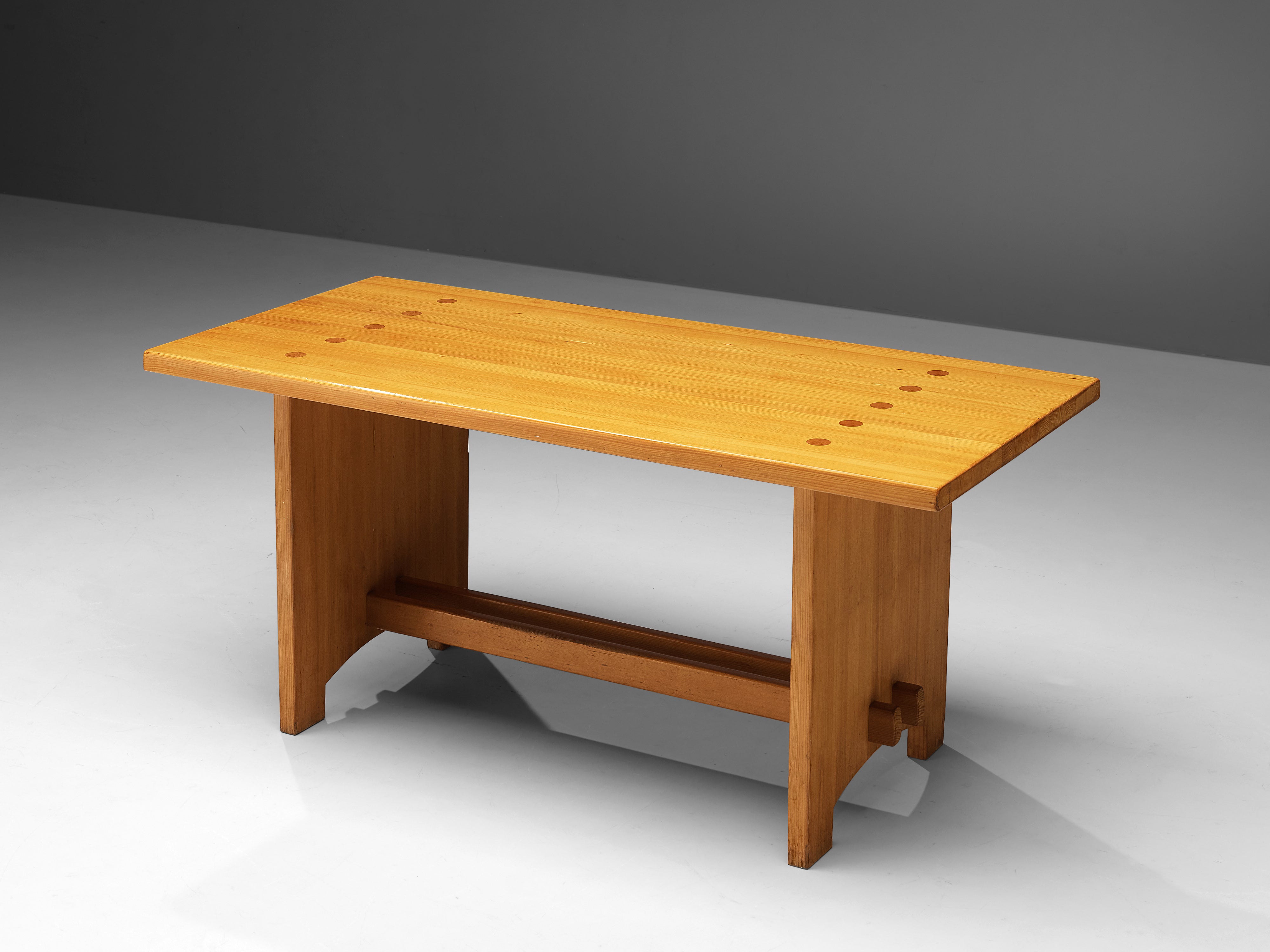 Jacob Kielland-Brandt Dining Table in Solid Pine Tables Morentz