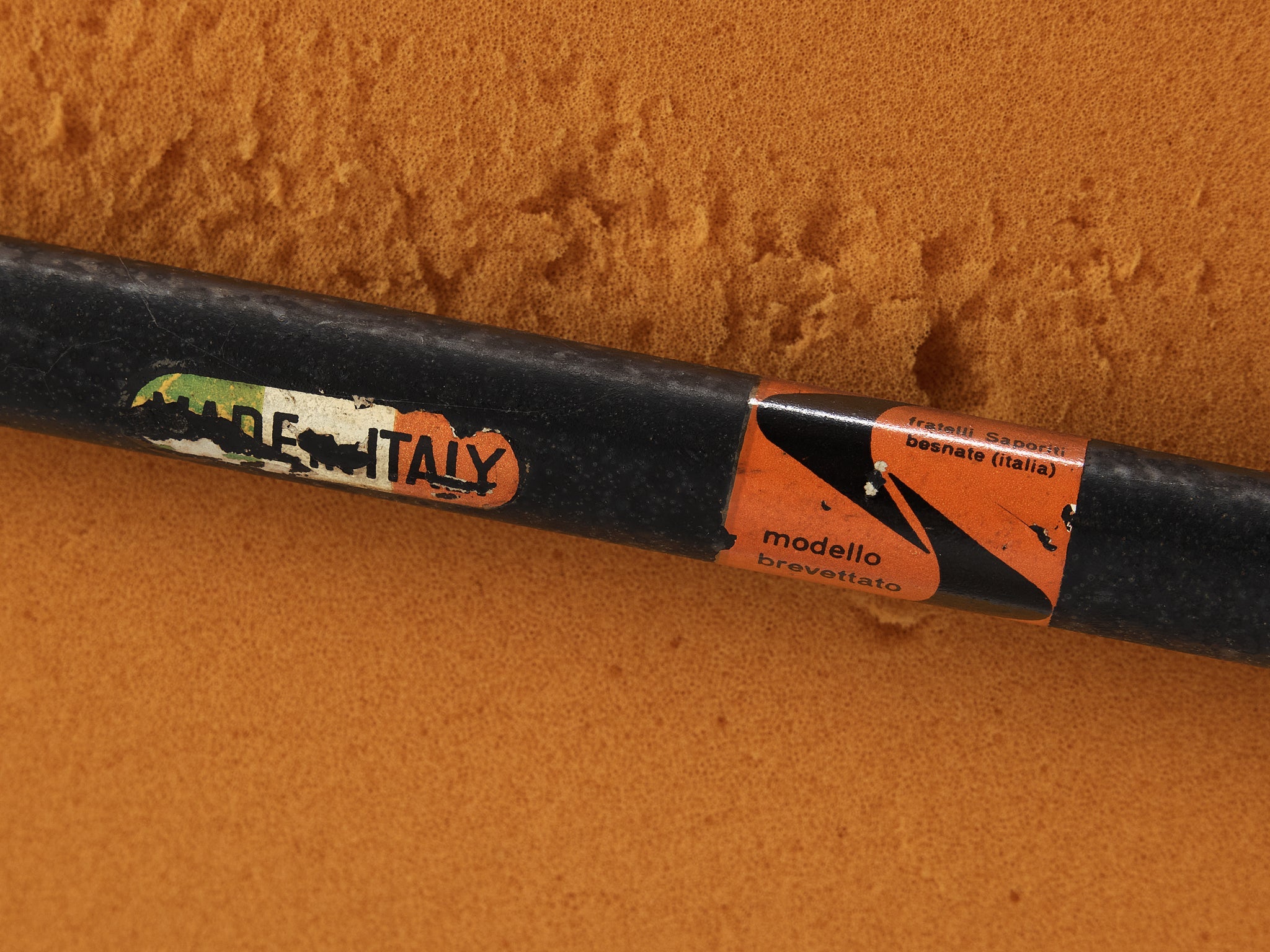 Augusto Bozzi for Saporiti Lounge Chair in Yellow Upholstery and Metal seating Morentz