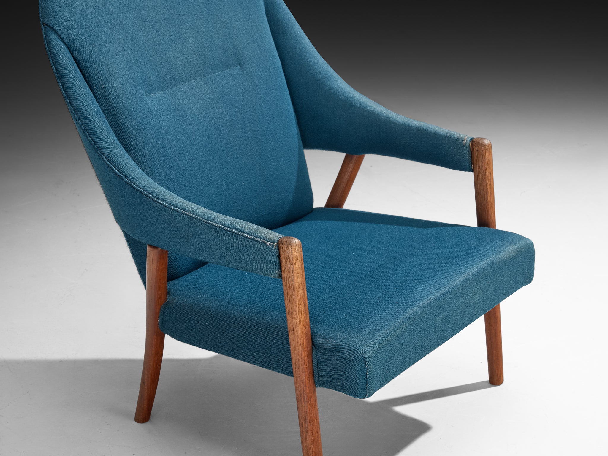 Danish Mid-Century Lounge Chair in Blue Upholstery and Teak Seating Morentz
