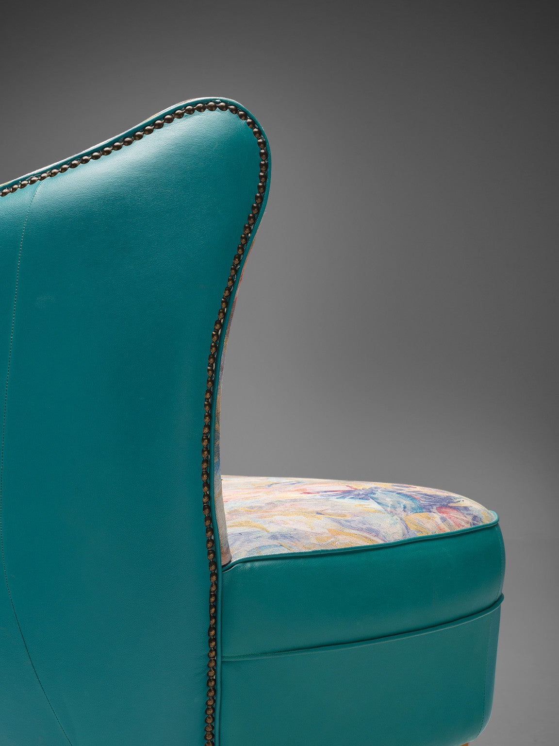 Classic Italian Pair of Lounge Chairs in Turquoise Leatherette Seating Morentz