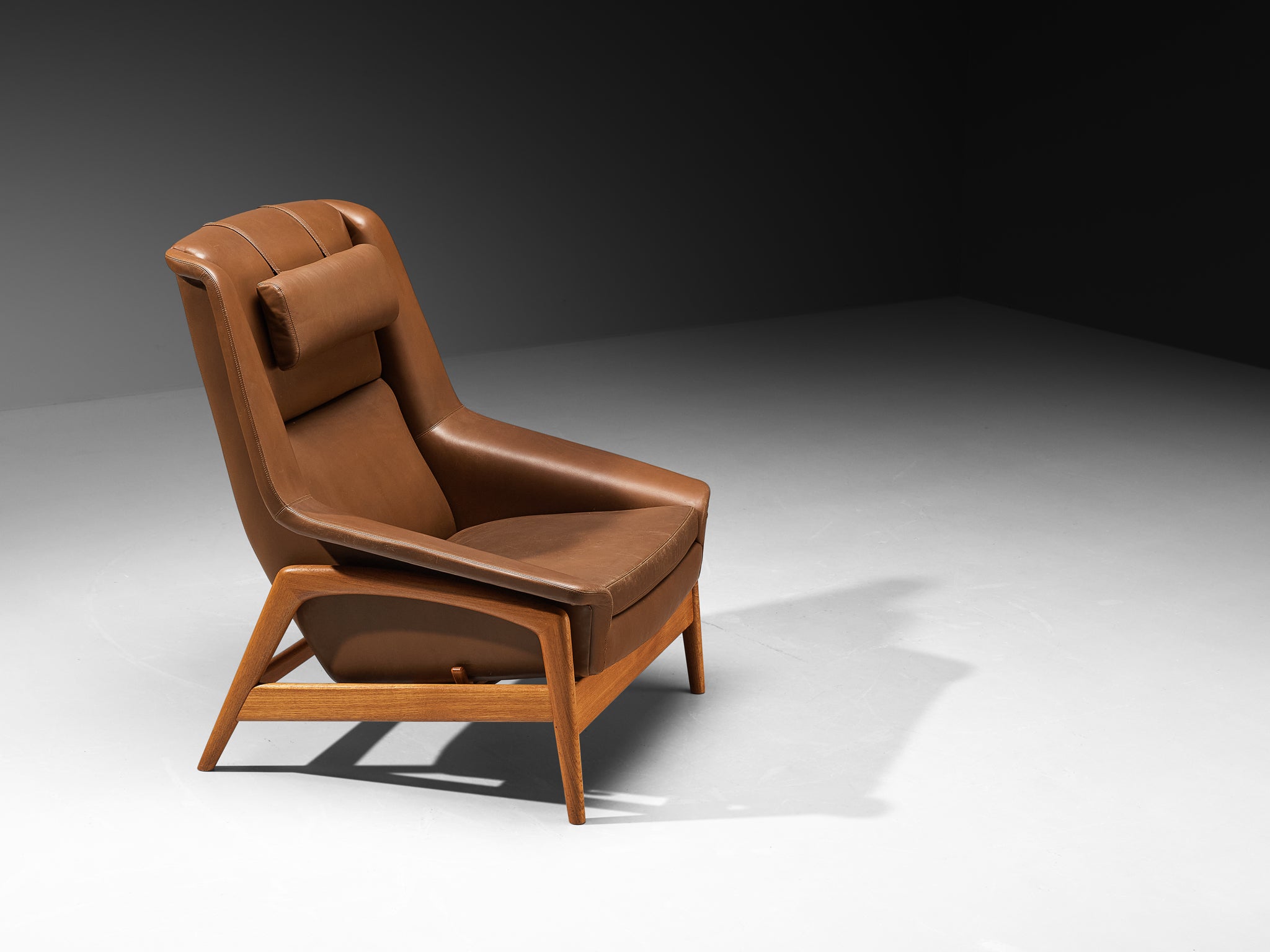Folke Ohlsson 'Profil' Lounge Chair in Brown Leather and Teak Seating Morentz