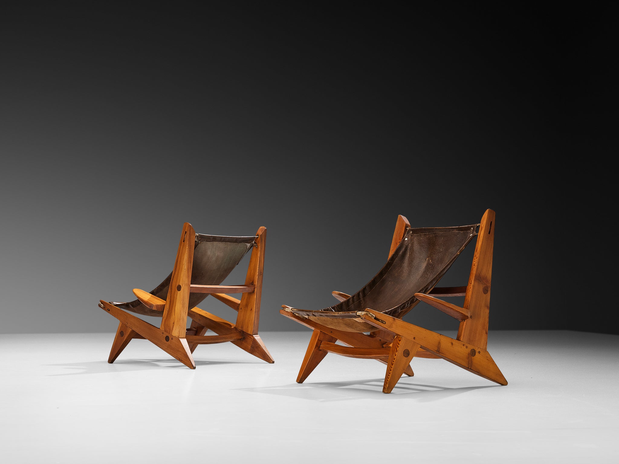 French Hunting Chairs in Pine and Brown Leather Seating Morentz