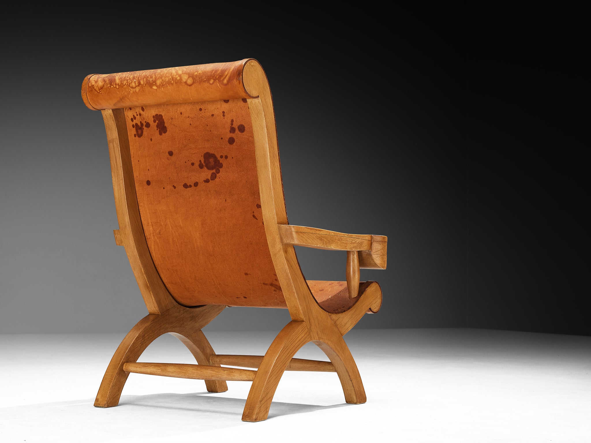 Ricardo Legorreta 'Butaque' Lounge Chair in Oak and Leather Seating Morentz