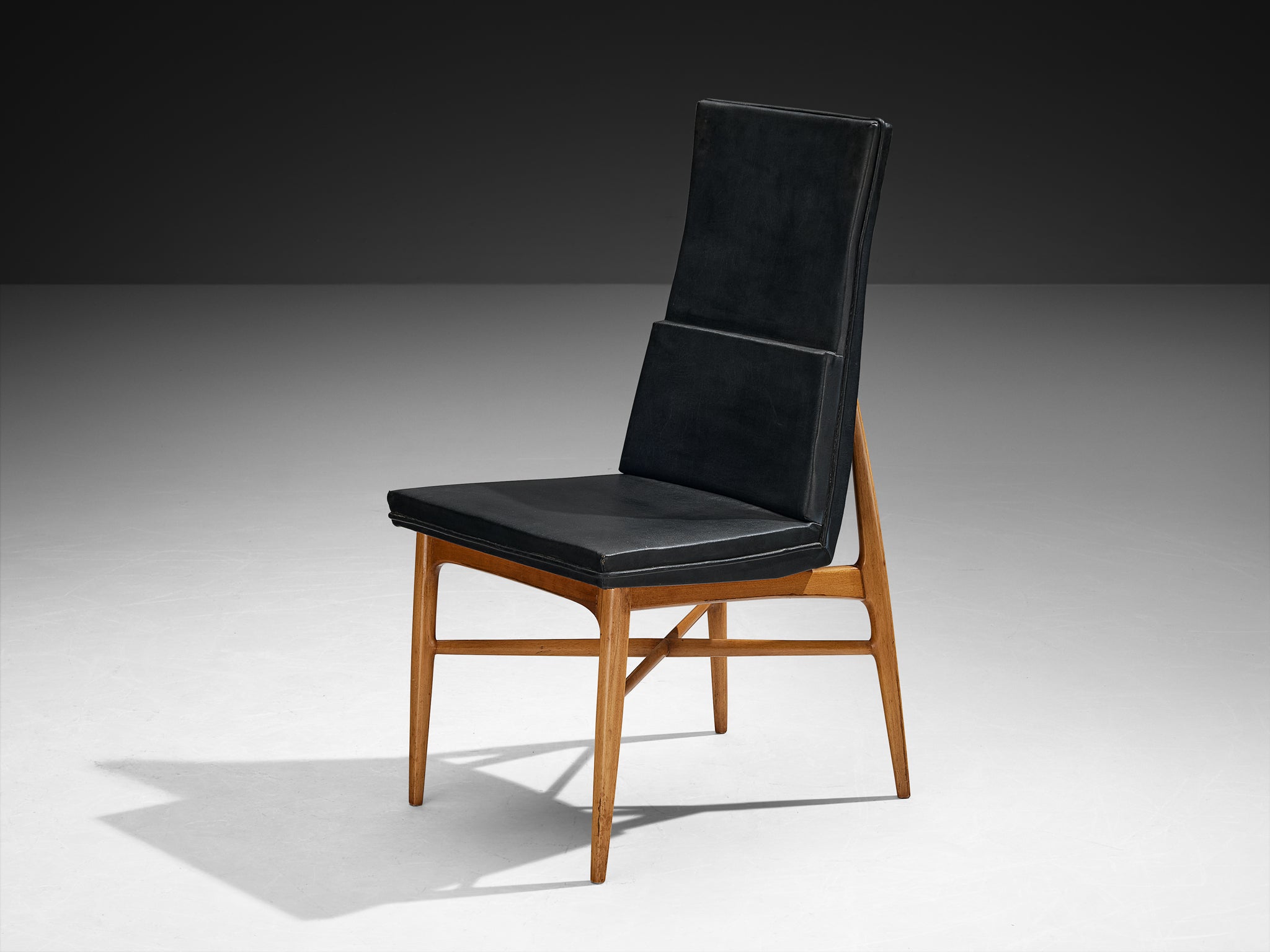 Fred Sandra for De Coene Set of Five 'Madison' Dining Chairs in Walnut Seating Morentz