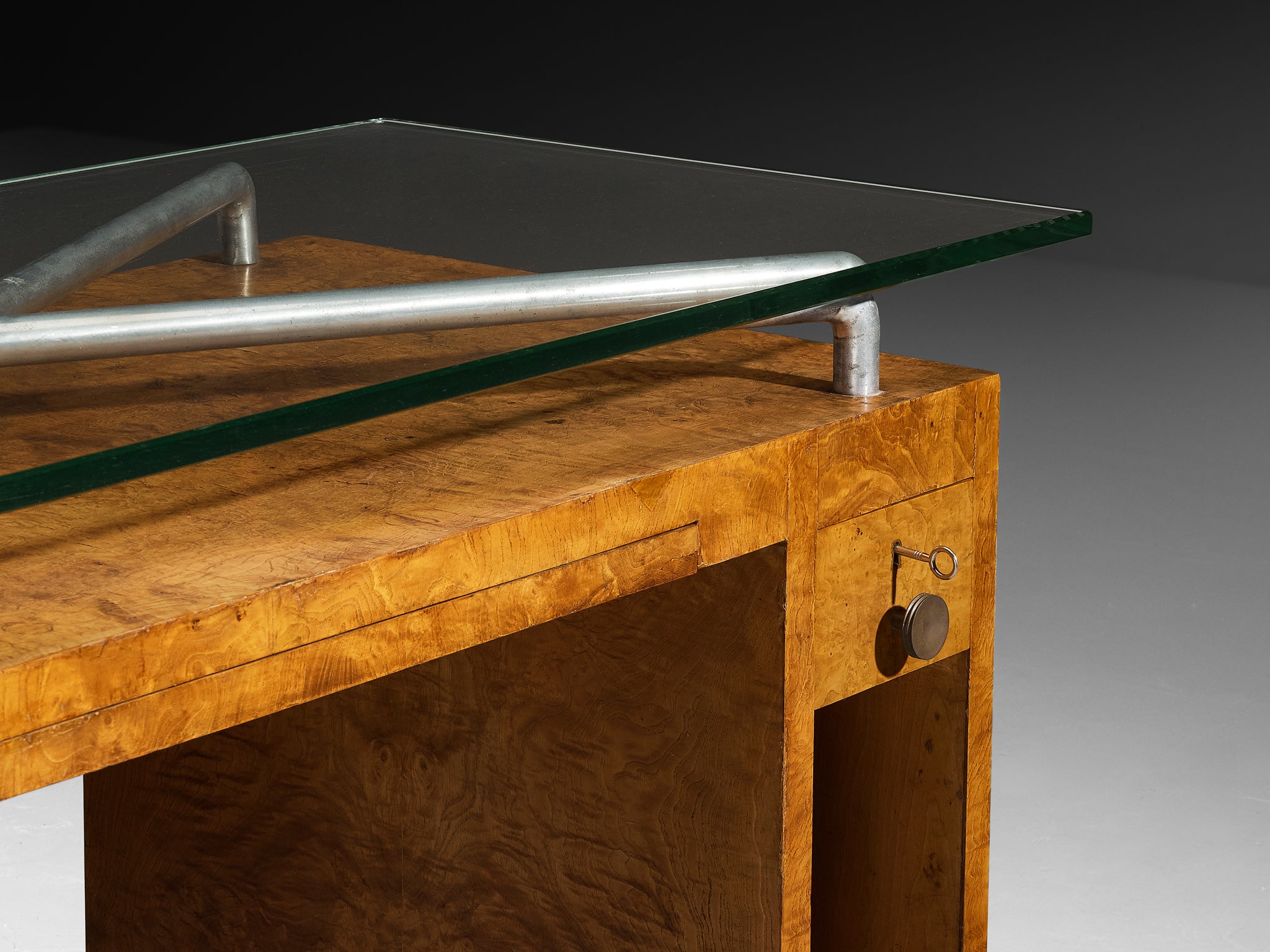 Pietro Lingeri Rationalist 1930s Writing Desk in Briar Root Veneer Tables Morentz