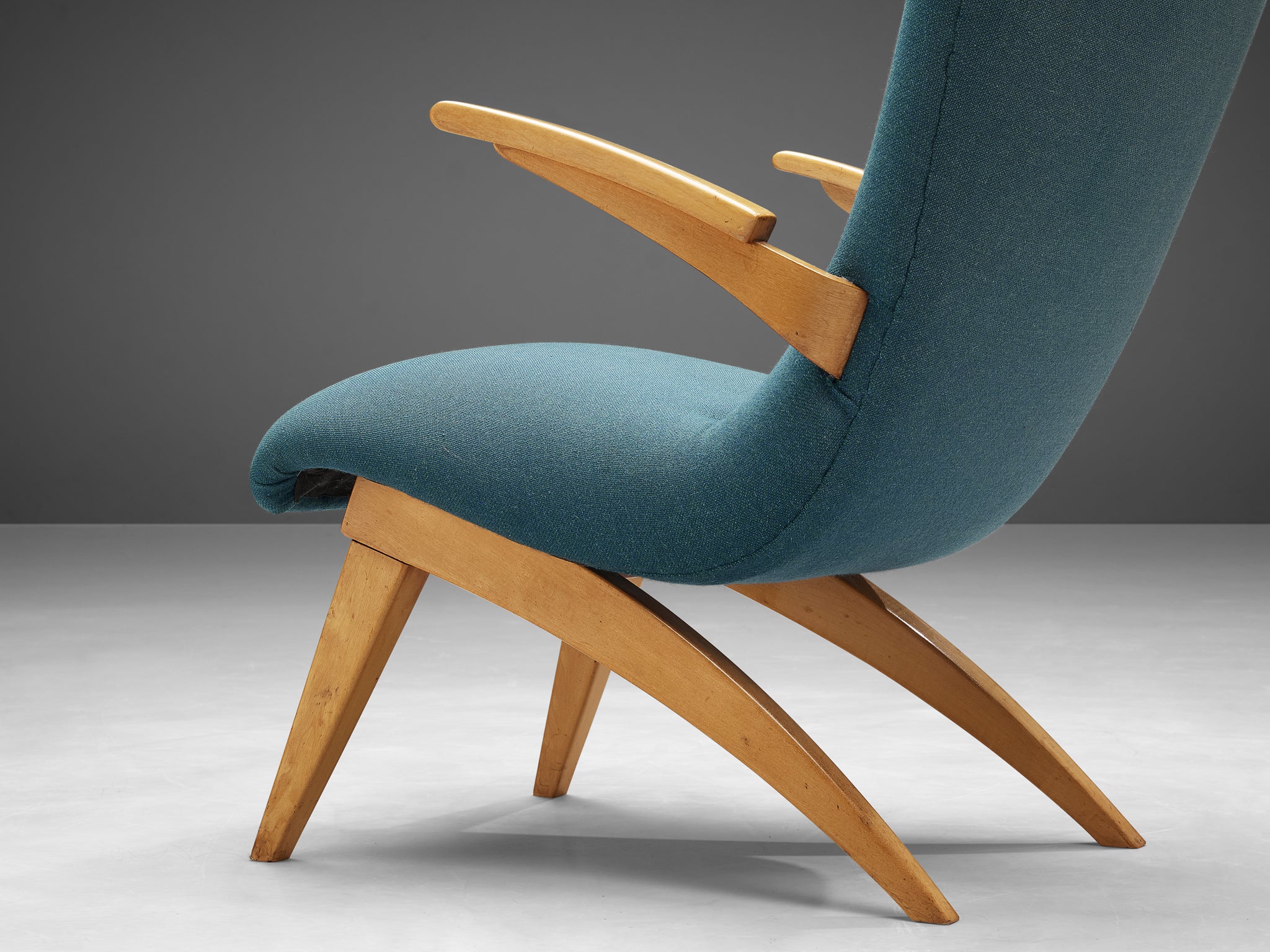 Van Os Culemborg Lounge Chair in Wood and Blue Fabric Seating Morentz