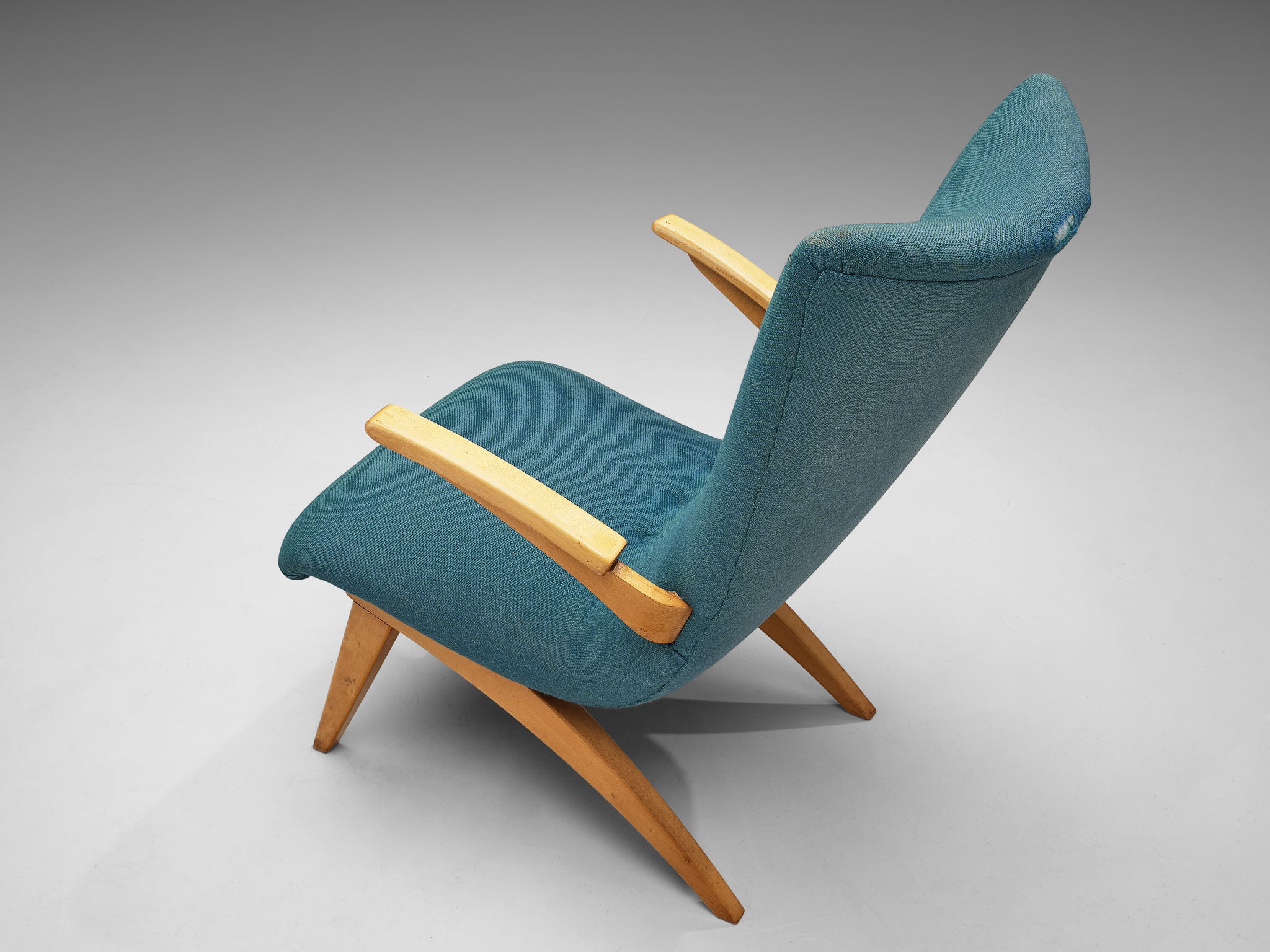 Van Os Culemborg Lounge Chair in Wood and Blue Fabric Seating Morentz