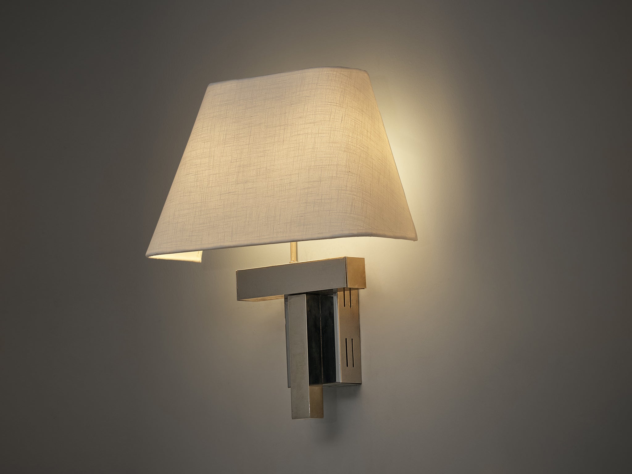 1970s Geometric Wall Lights in Chromed Metal Lighting Morentz