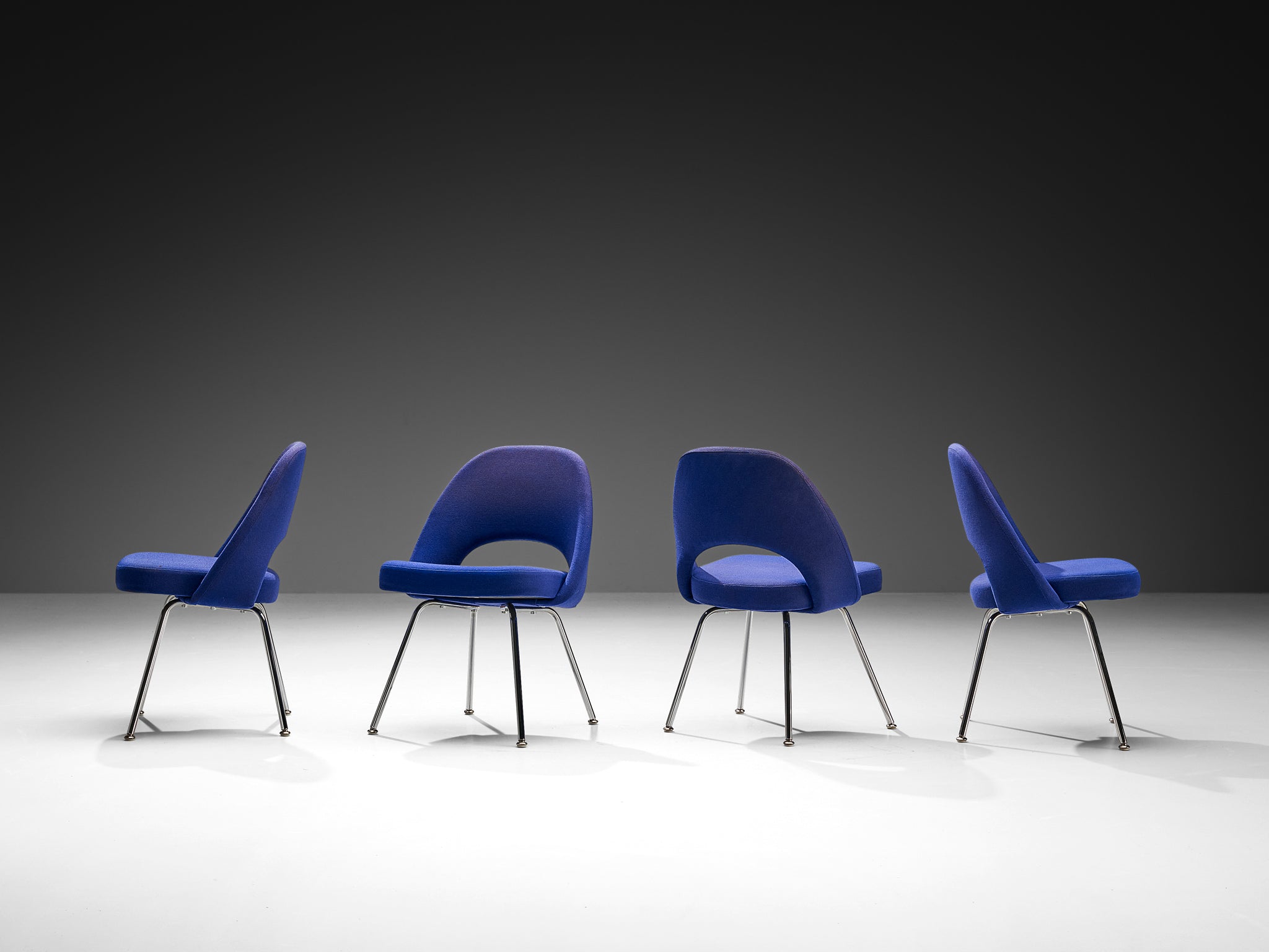 Eero Saarinen for Knoll Set of Four Dining Chairs in Blue Upholstery Seating Morentz