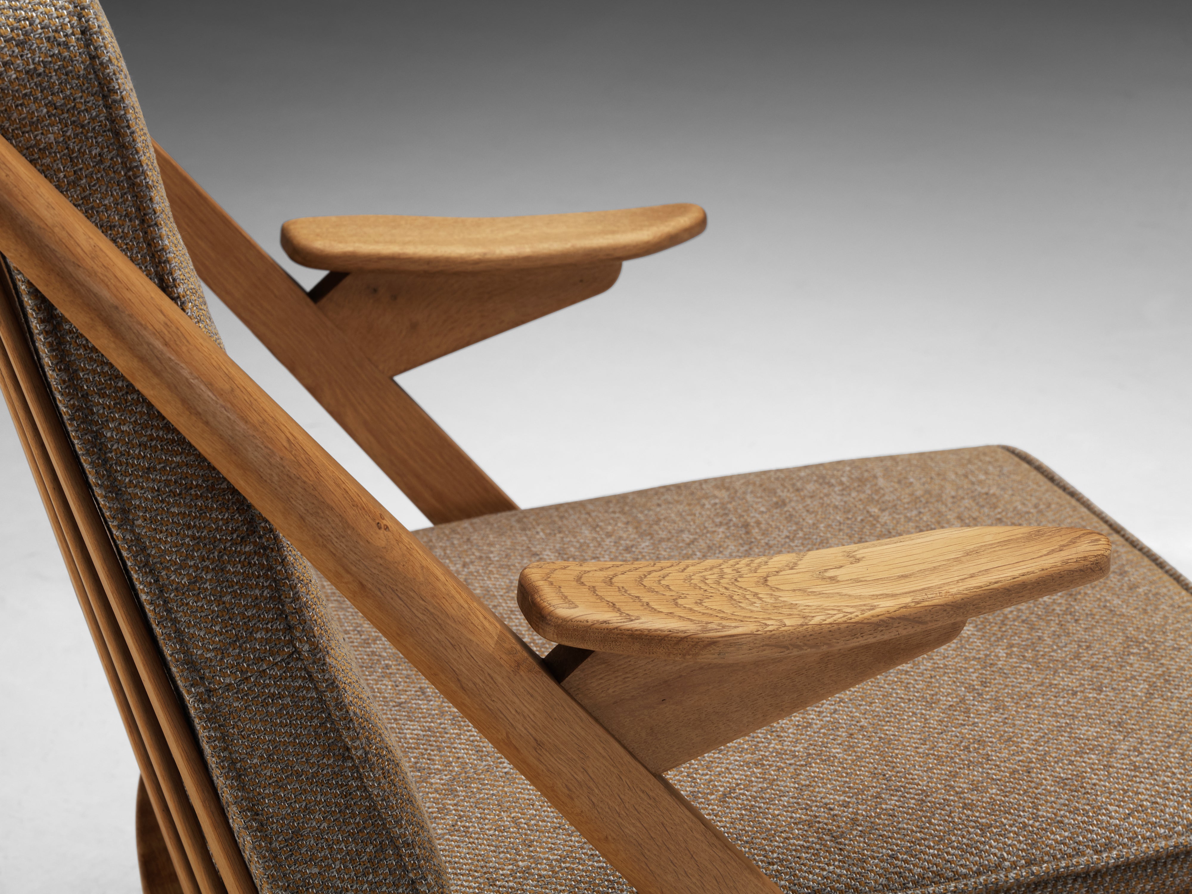 Guillerme & Chambron for Votre Maison Lounge Chair in Oak Seating Morentz