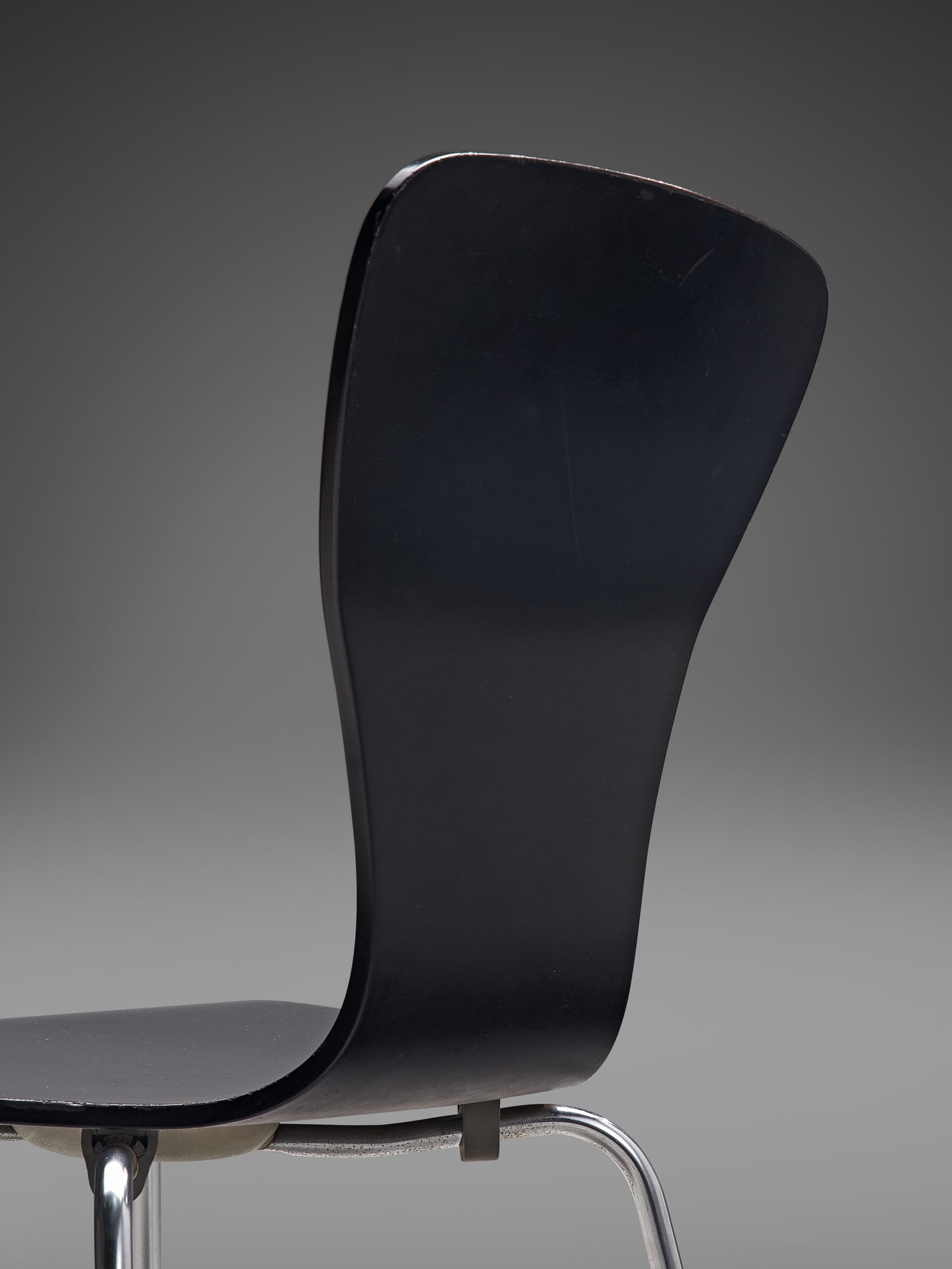 Tapio Wirkkala for Asko 'Nikke' Dining Chairs in Black Lacquered Plywood Seating Morentz
