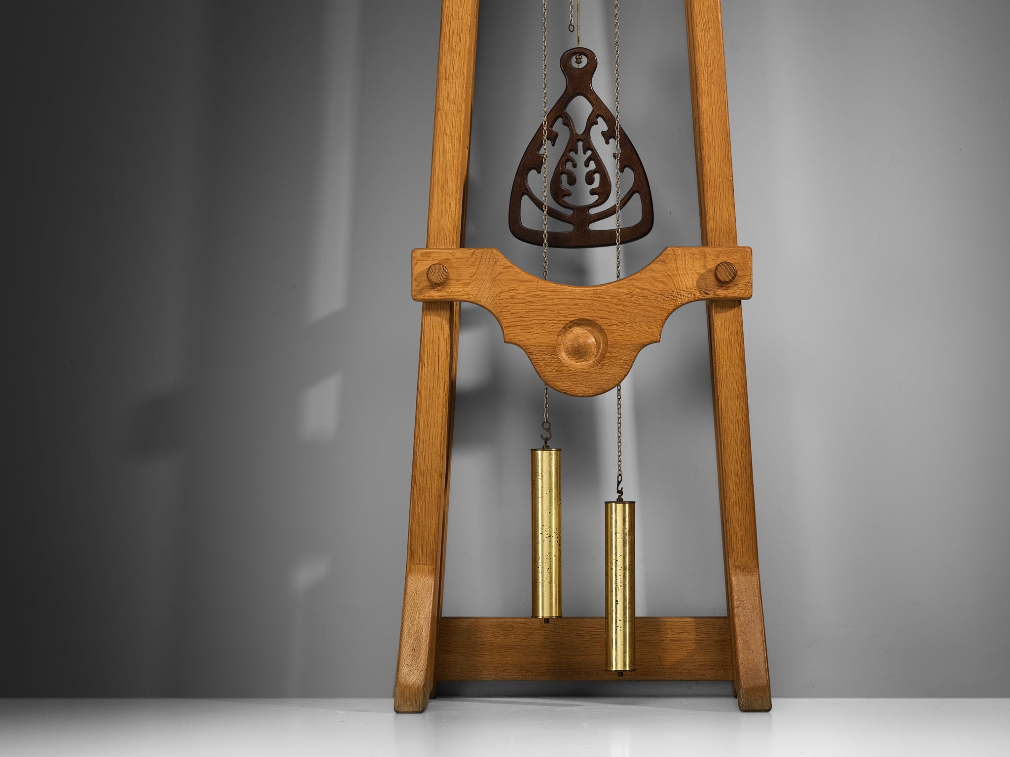 Guillerme & Chambron Longcase Clock in Oak with Brass Accents Decorative objects Morentz