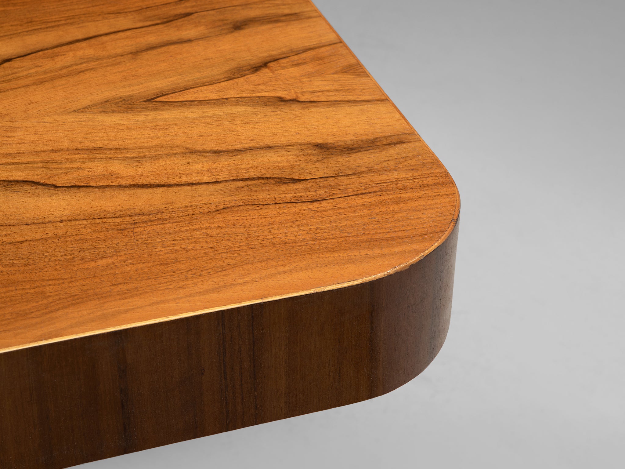 Italian Art Deco Table in Walnut Tables Morentz