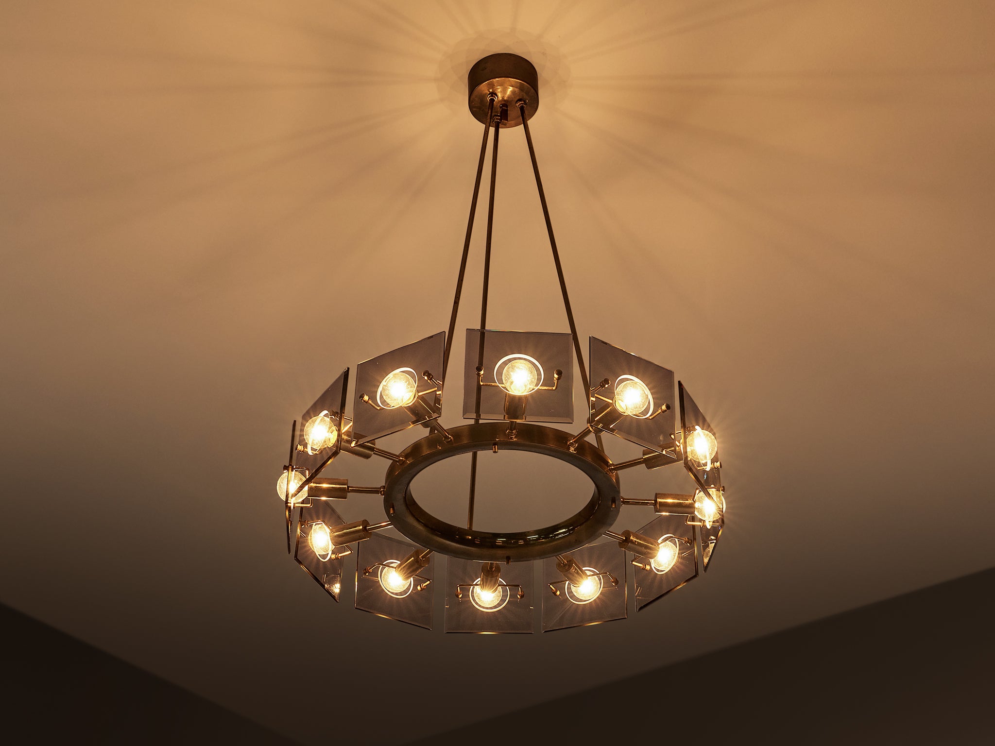 Gino Paroldo Mid-Century '4027' Chandelier in Brass and Sepia Glass Lighting Morentz
