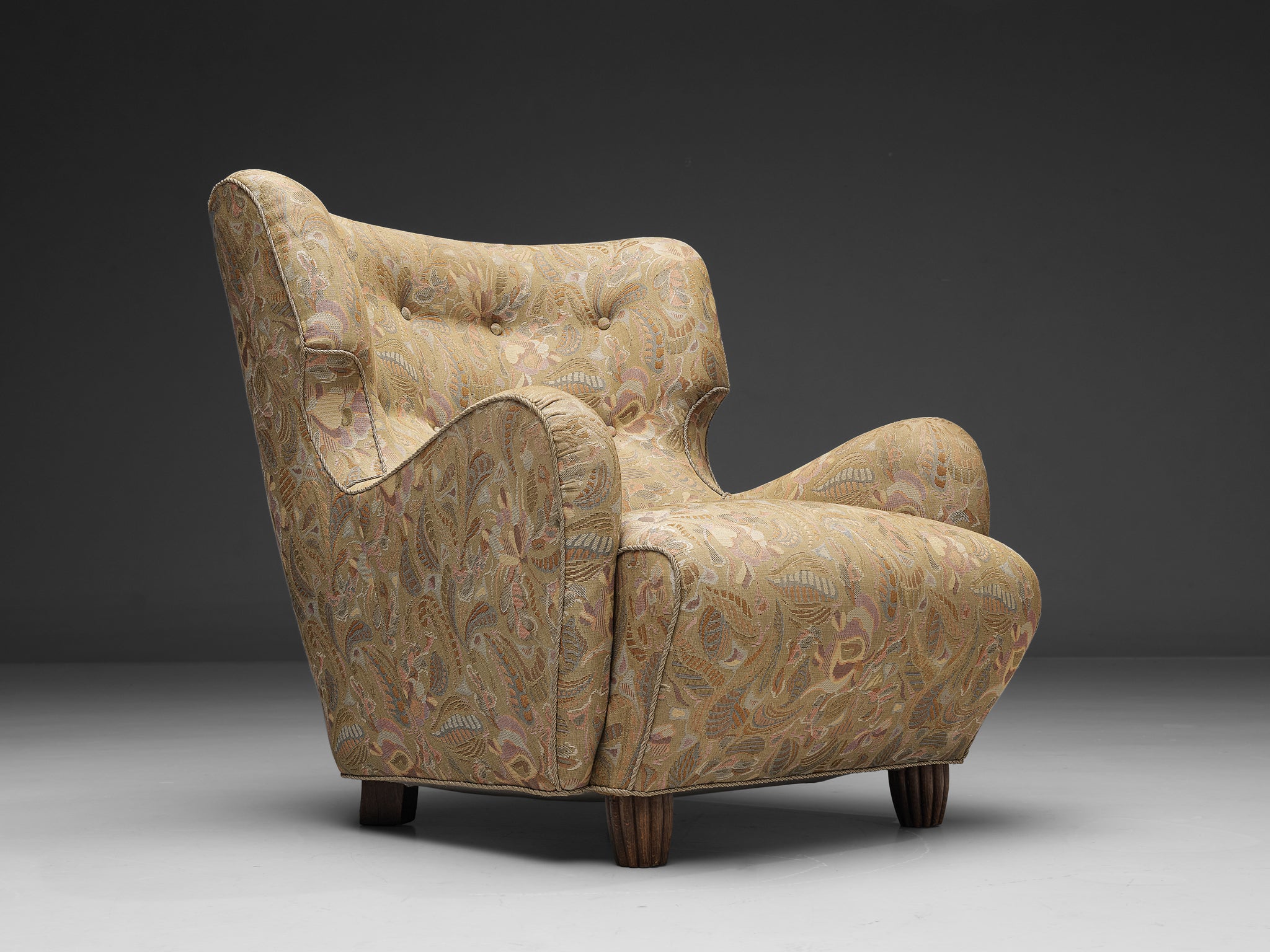 Easy Chair in Beige Decorative Upholstery Seating Morentz