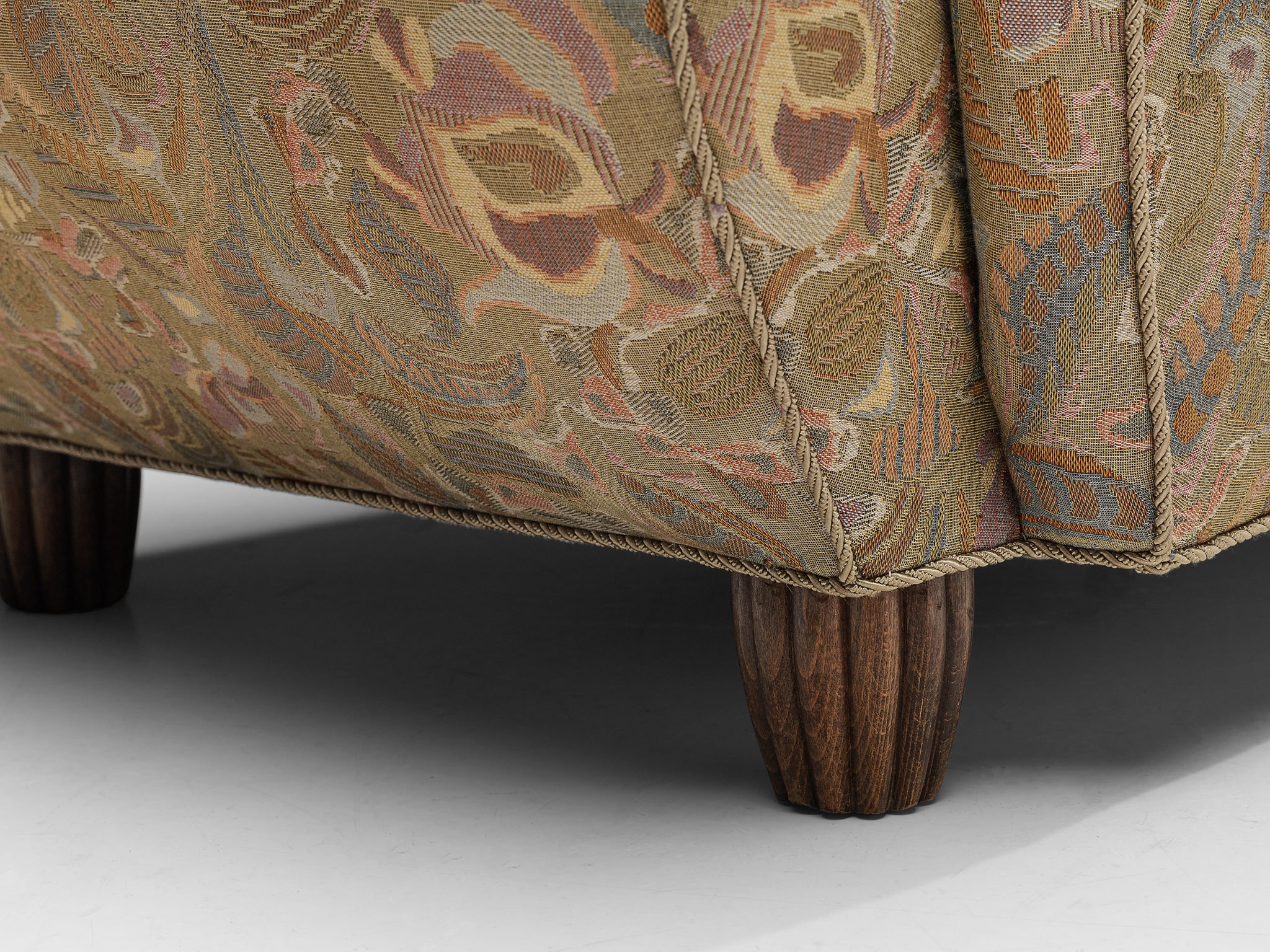 Easy Chair in Beige Decorative Upholstery Seating Morentz