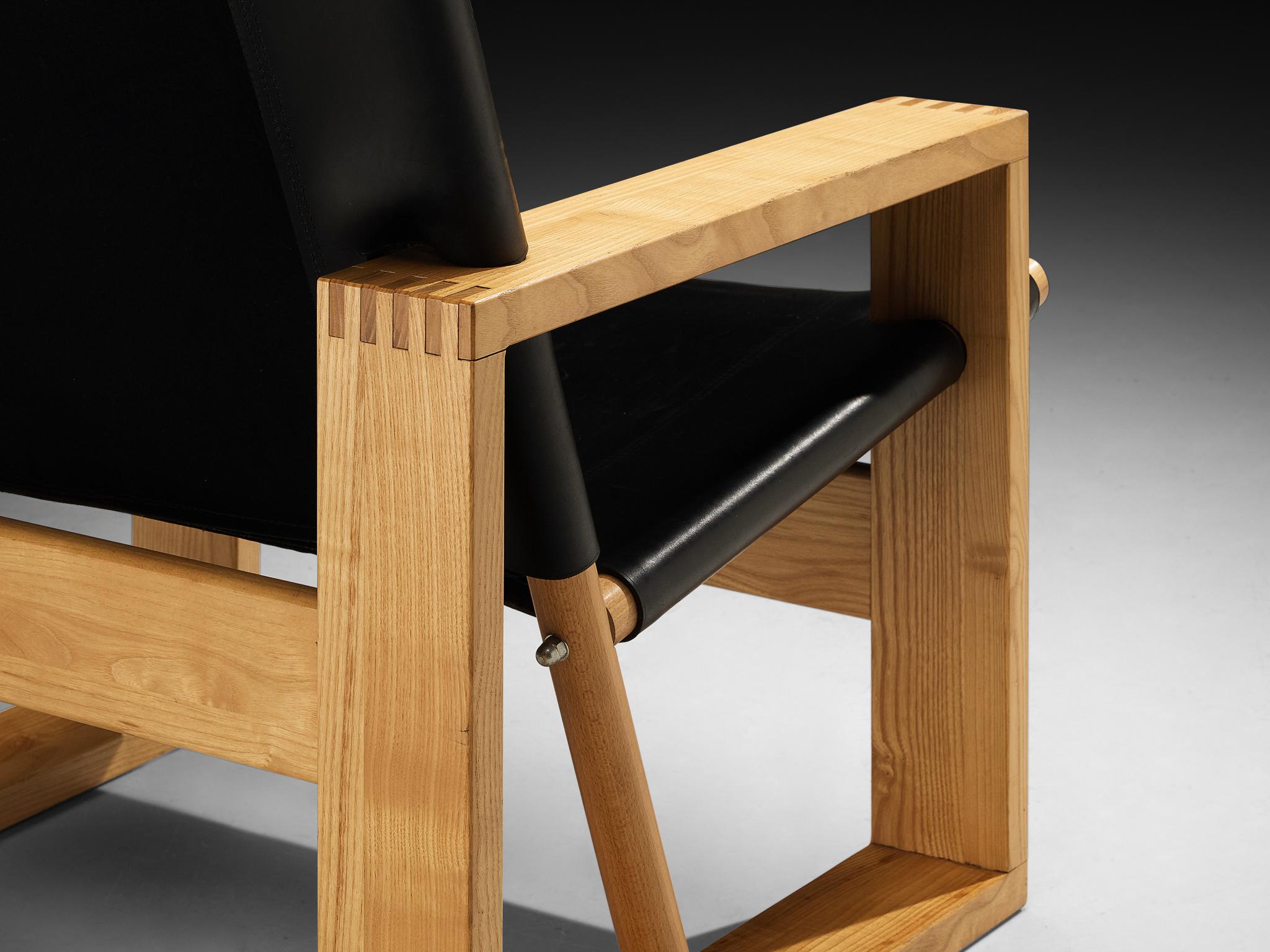 Ate van Apeldoorn Lounge Chairs in Ash and Black Leather seating Morentz