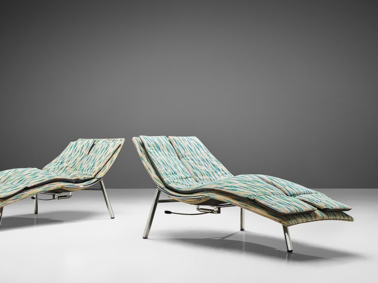 Giovanni Offredi for Saporiti Chaise Longues in Vibrant Upholstery
