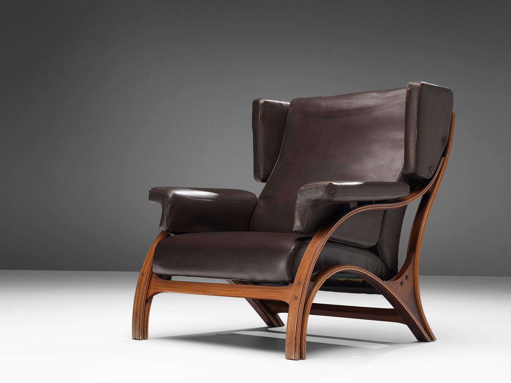 Giampiero Vitelli for Rossi di Albizzate 'Minore' Easy Chair in Brown Leather seating Morentz