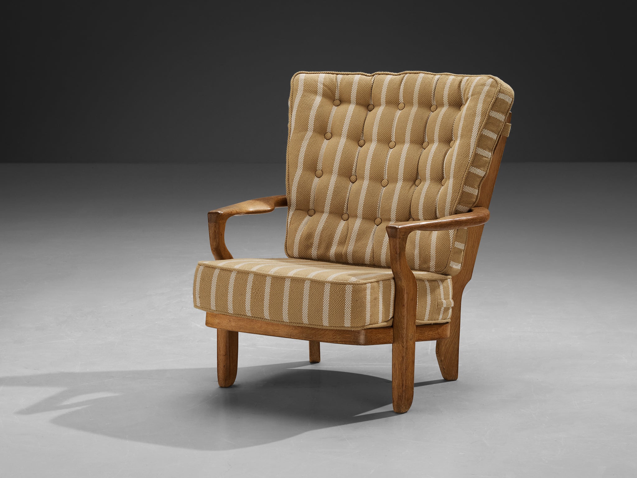 Guillerme & Chambron 'Mid Repos' Lounge Chair Solid Oak Beige White Fabric Seating Morentz