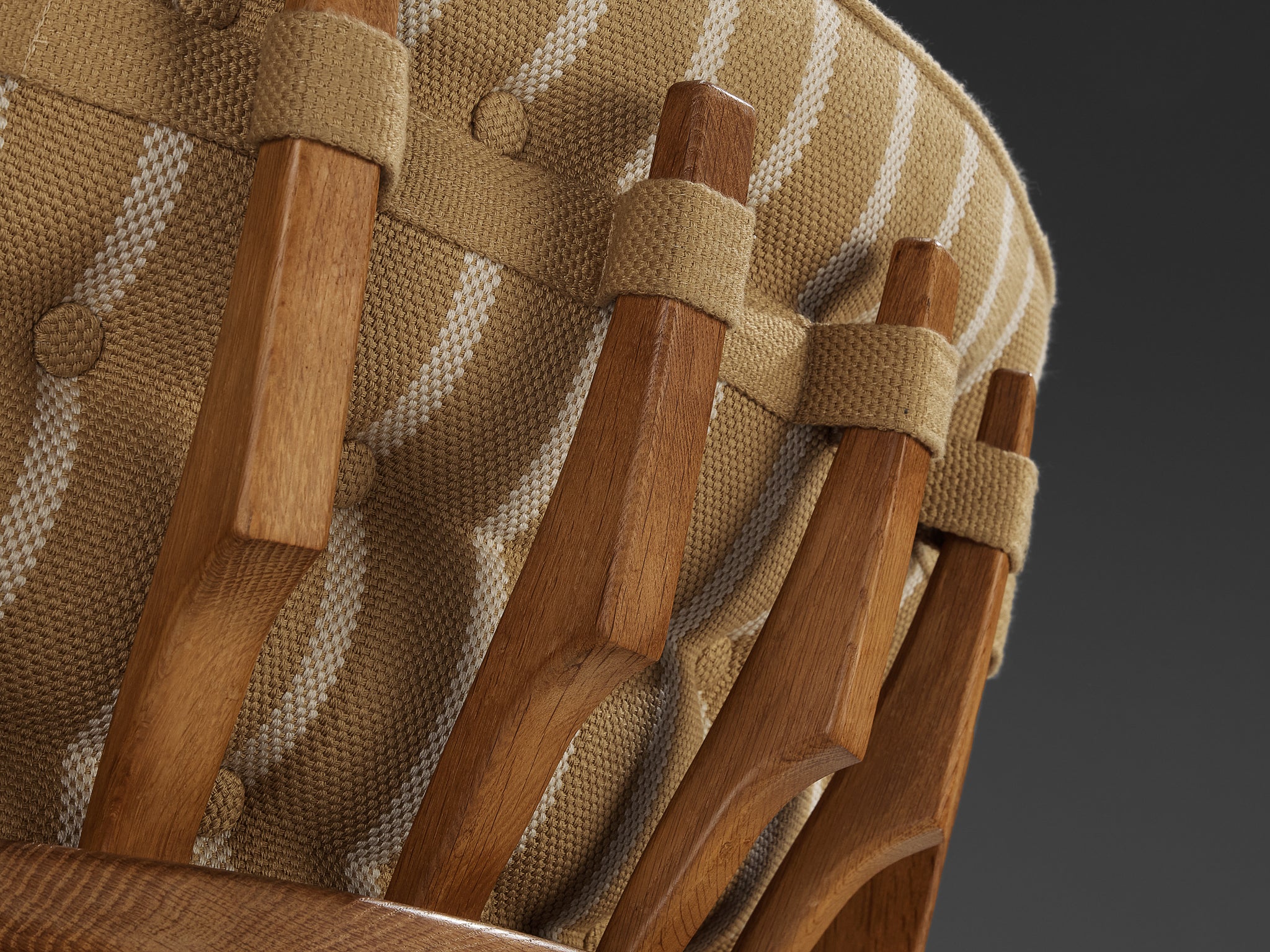 Guillerme & Chambron 'Juliette' Lounge Chair Solid Oak Beige White Fabric Seating Morentz