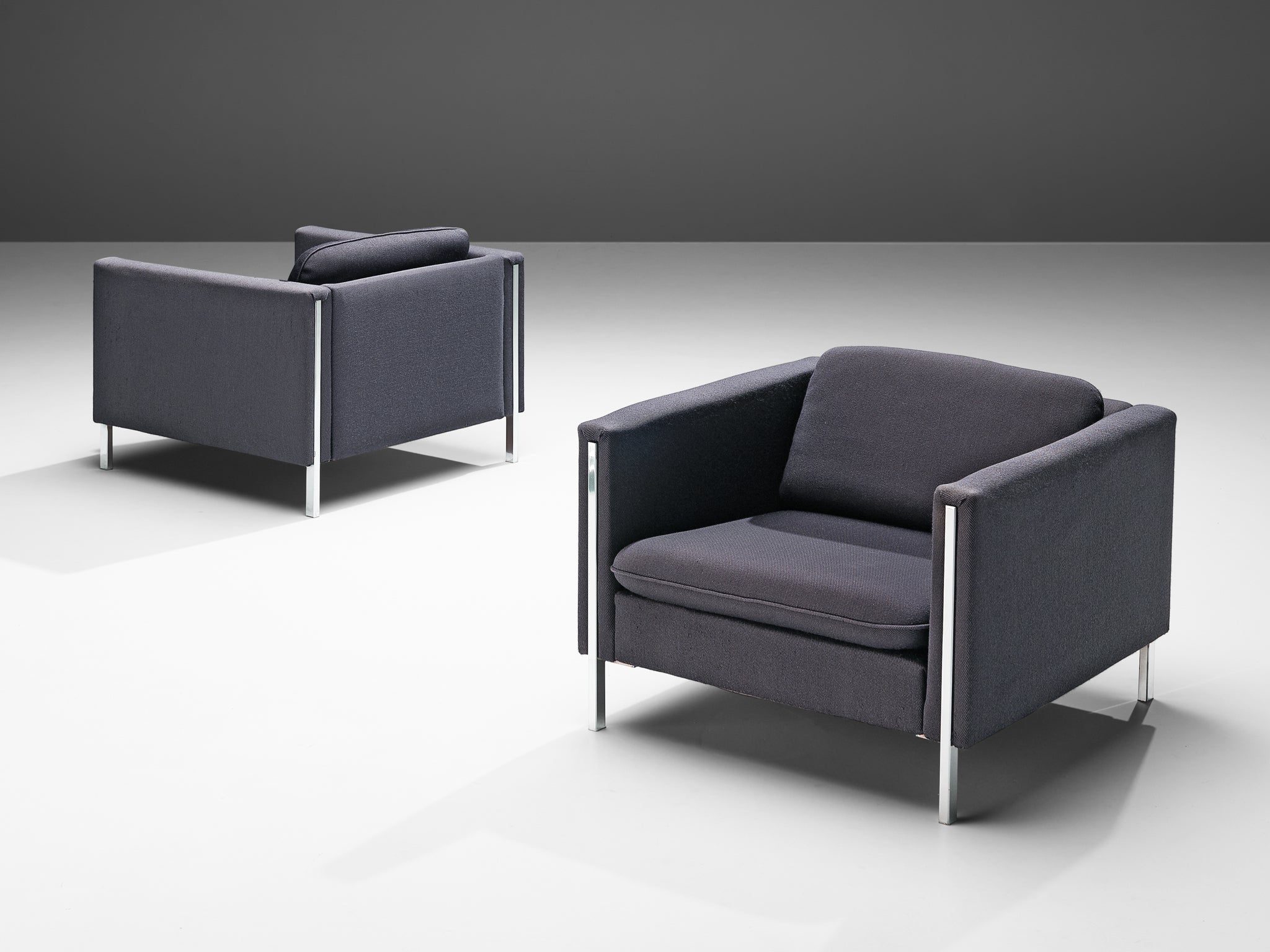 Pierre Paulin for Artifort Pair of Lounge Chairs Seating Morentz