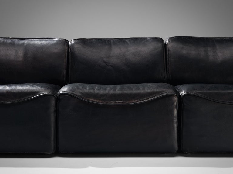 De Sede Sectional Sofa Model ‘DS-15’ in Patinated Black Leather