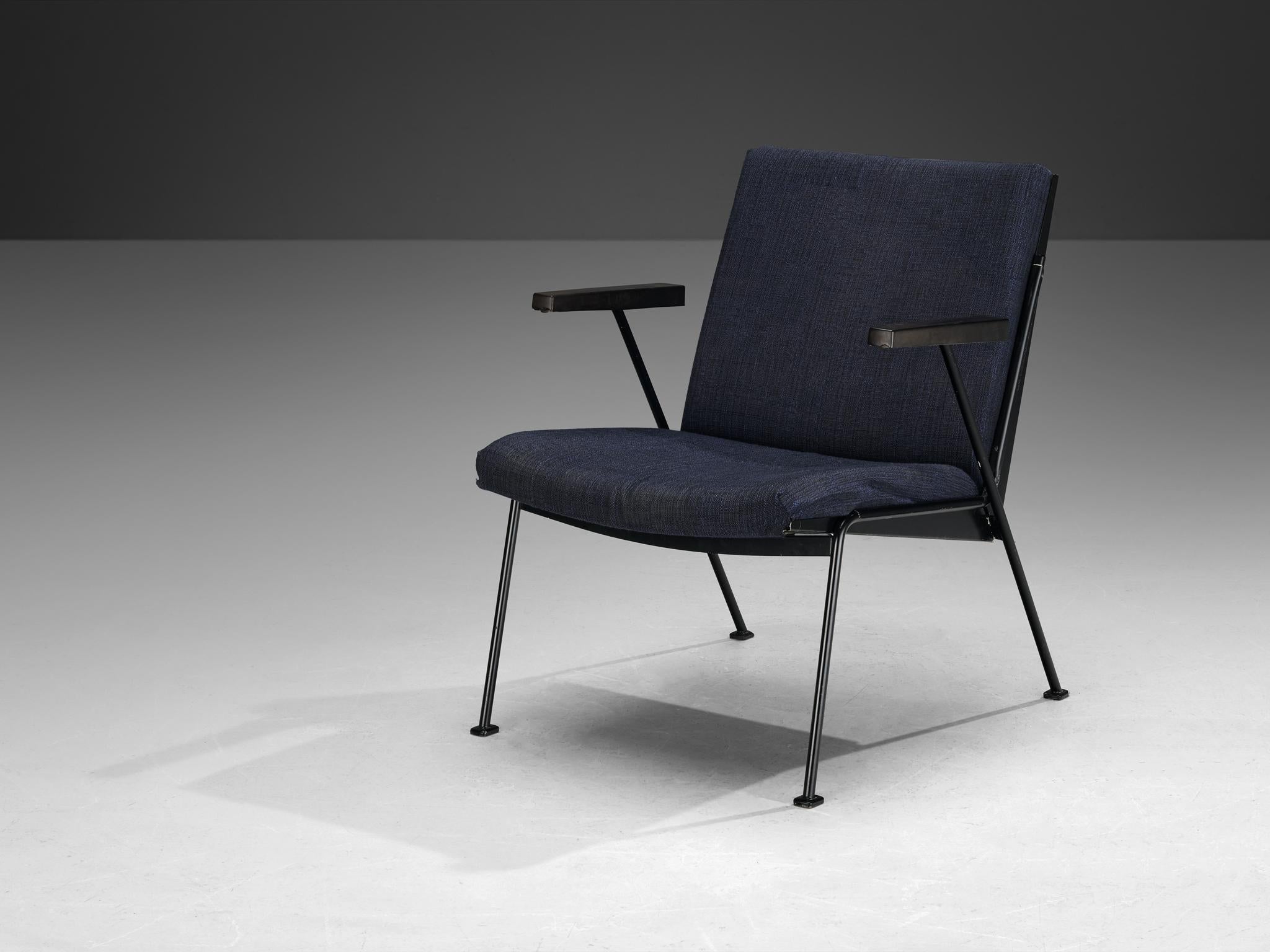 Wim Rietveld for Ahrend De Cirkel 'Oase' Lounge Chair in Blue Upholstery